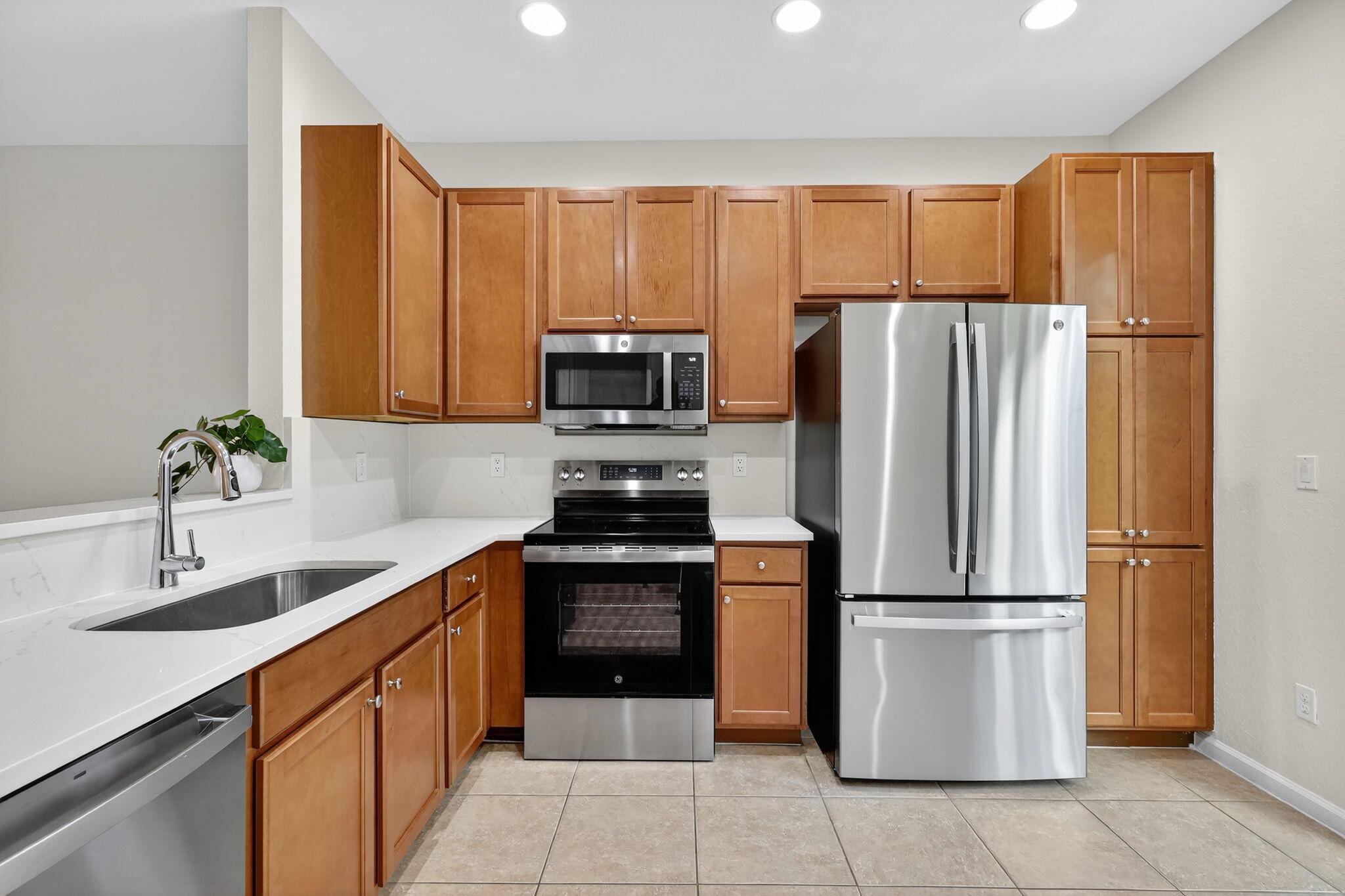 BRIELLA 4 CONDO - Residential Lease