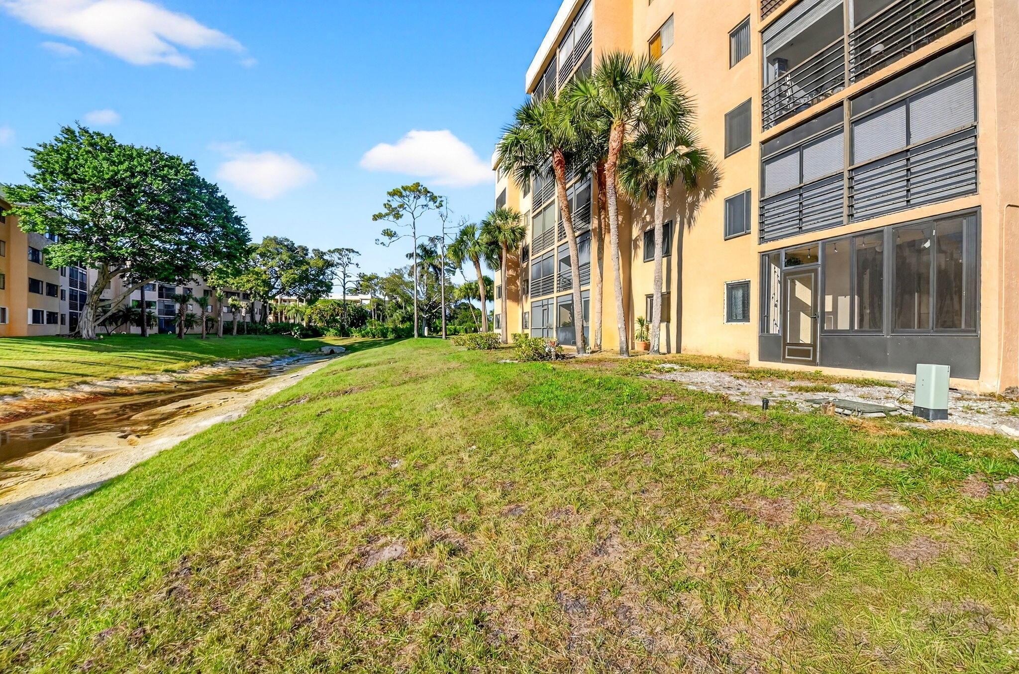 SUNRISE OF PALM BEACH CON - Residential