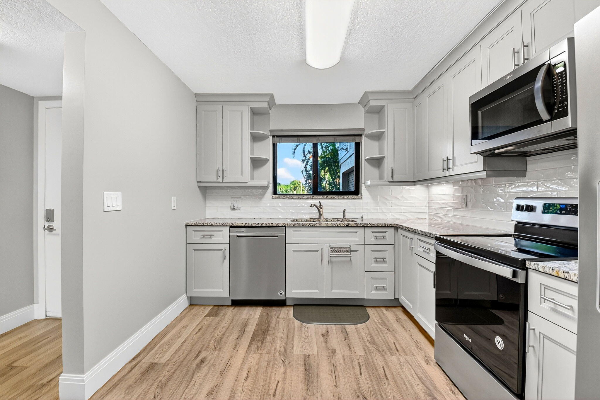 SUNRISE OF PALM BEACH CON - Residential