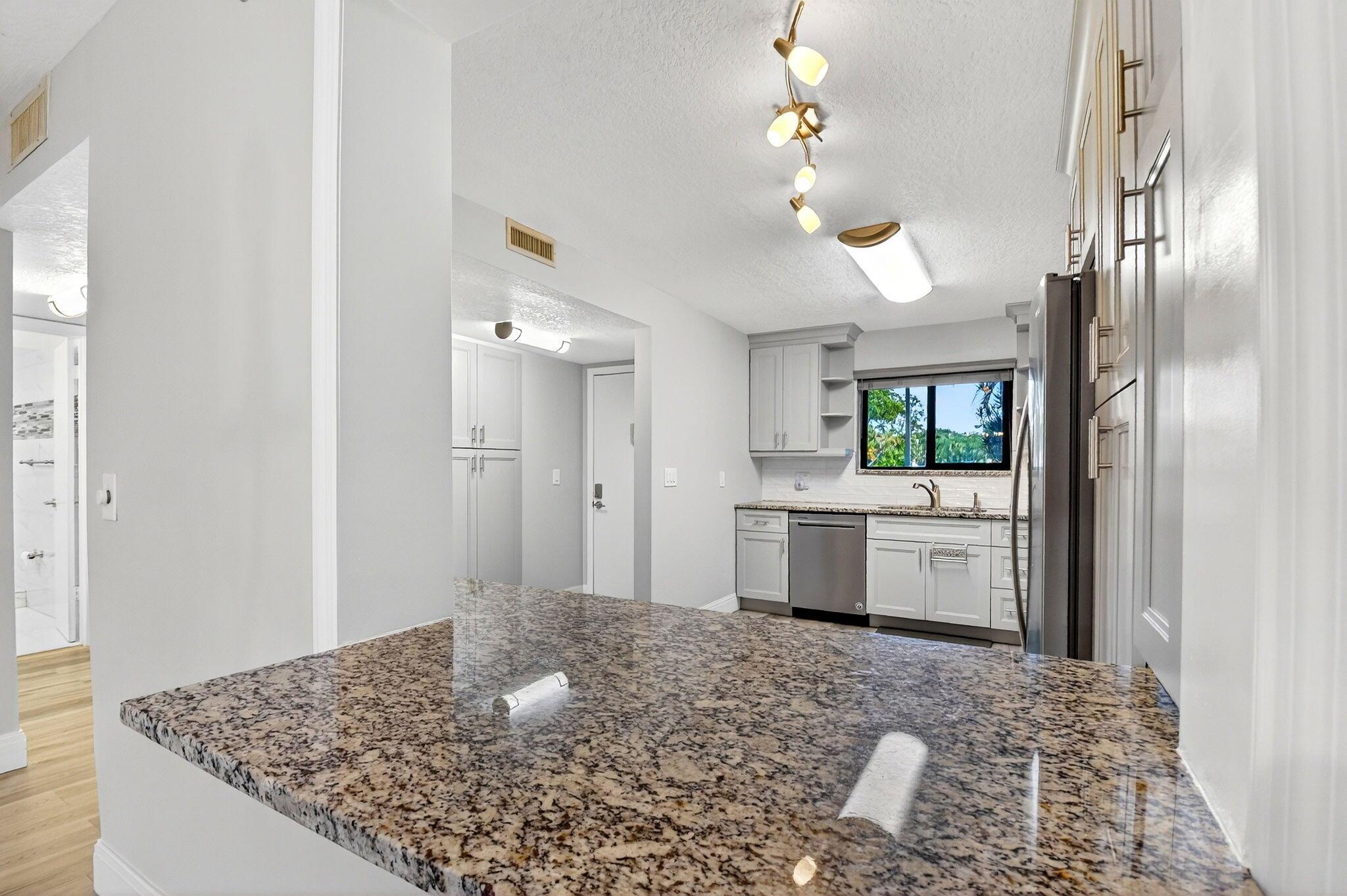 SUNRISE OF PALM BEACH CON - Residential