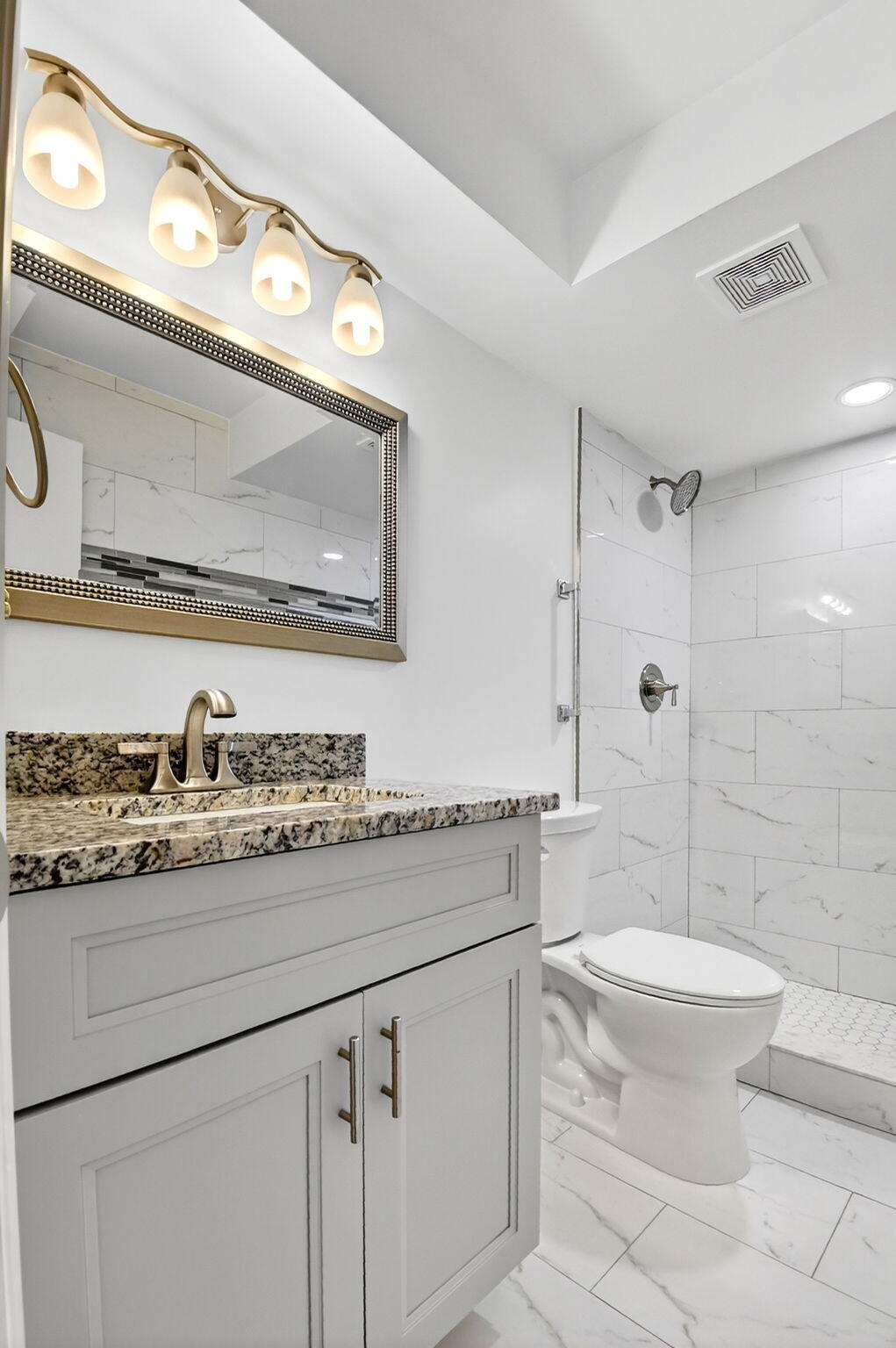 SUNRISE OF PALM BEACH CON - Residential