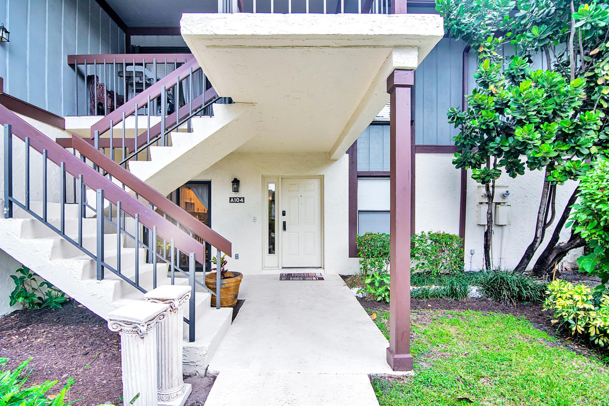 LA QUINTA CONDO - Residential Lease