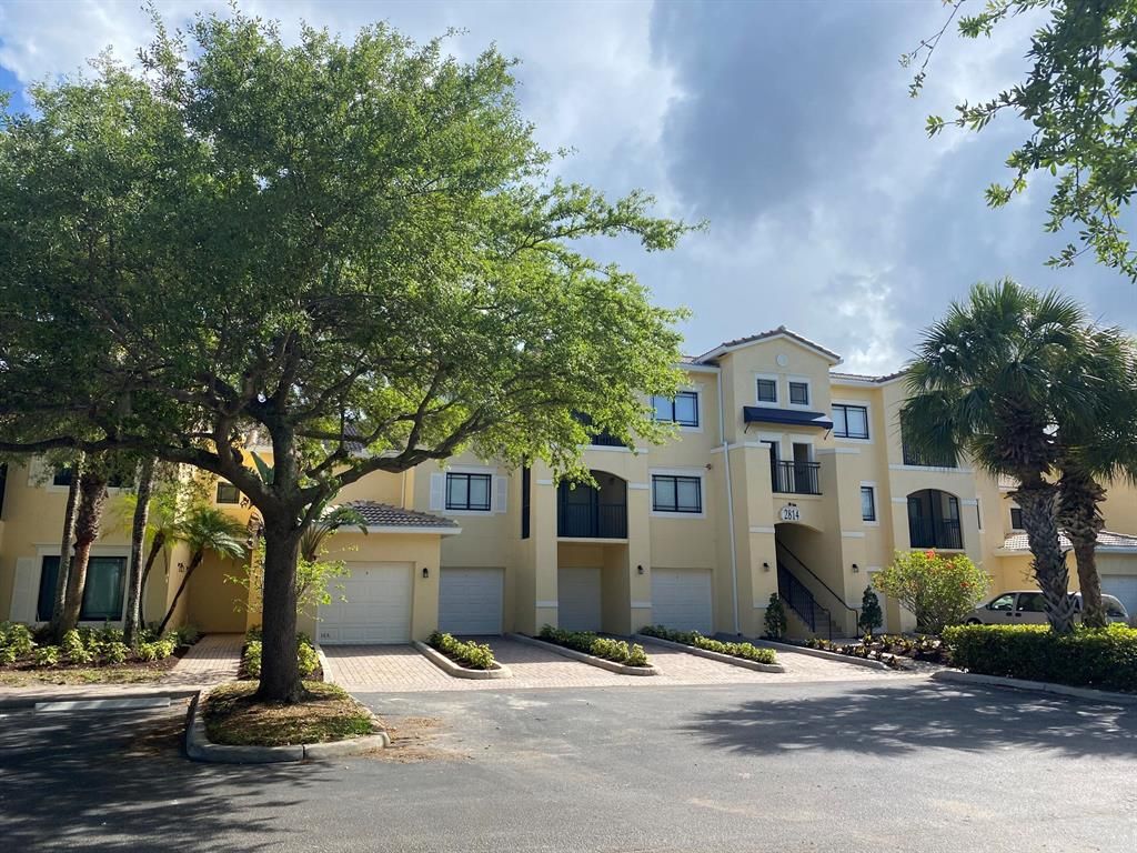 Photo of 2814 Grande Parkway #111, Palm Beach Gardens, FL 33410 (MLS # R10740419)