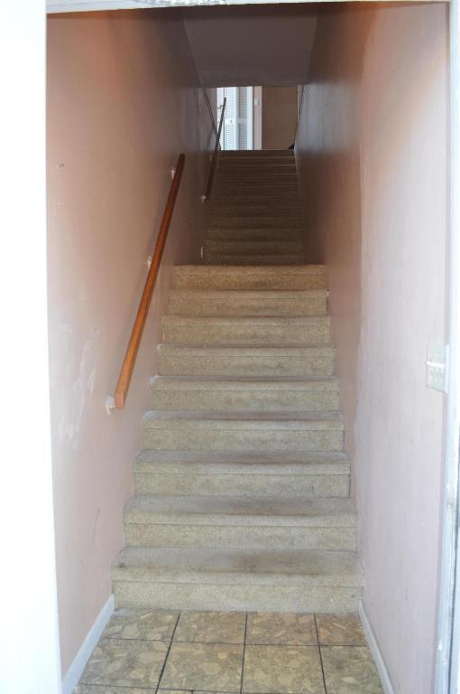 R J MC BRIDE SUB - Residential Lease