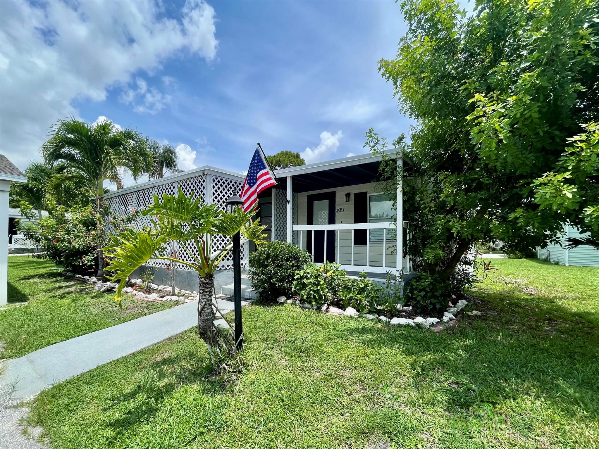 2555 Pga Boulevard 421