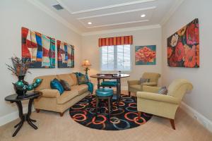 ROYAL PALM YACHT & COUNTR - Residential