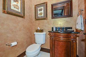 ROYAL PALM YACHT & COUNTR - Residential