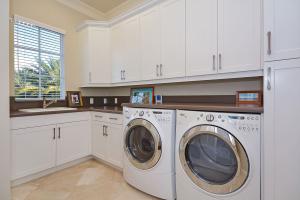 ROYAL PALM YACHT & COUNTR - Residential