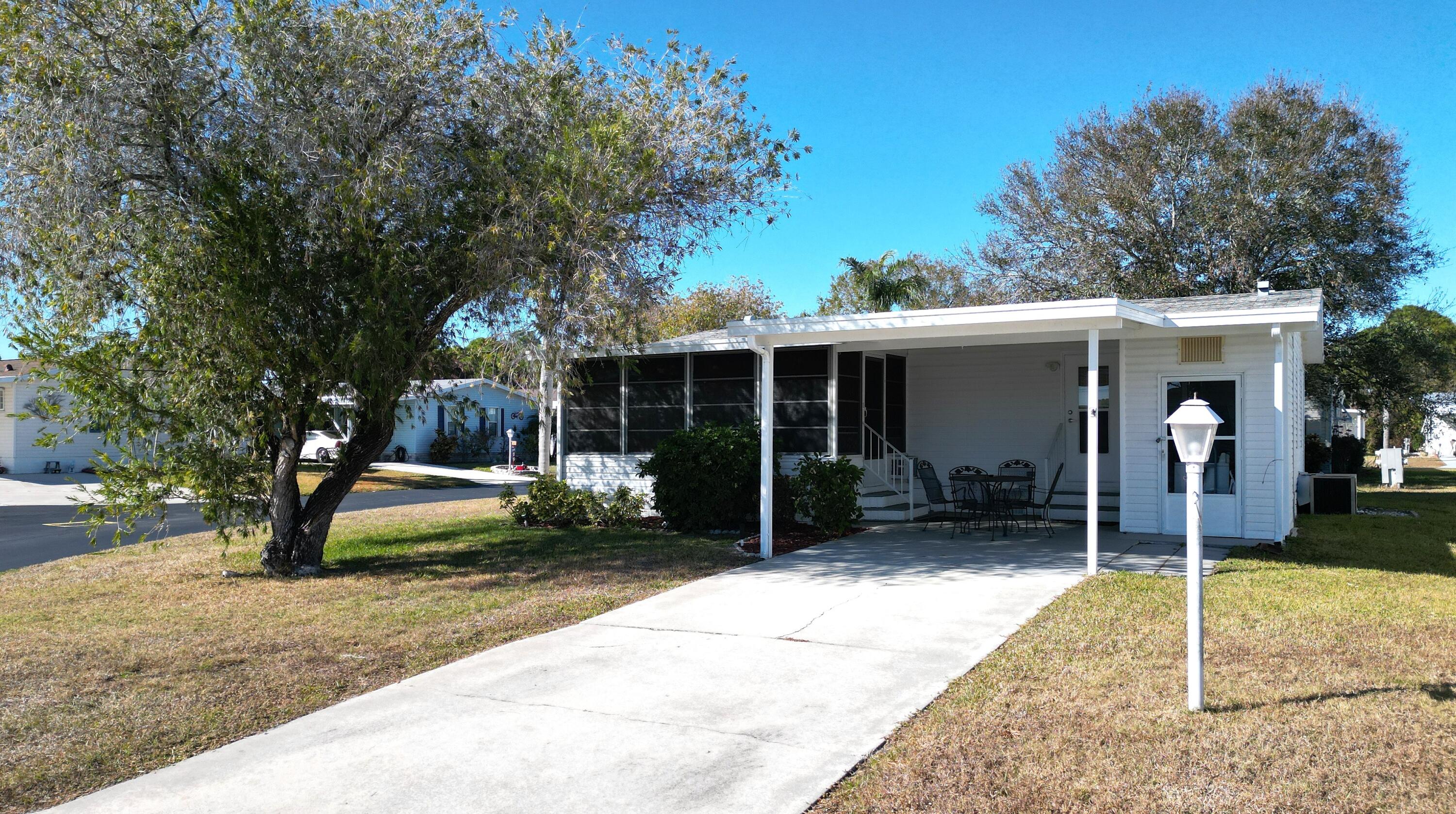 TROPICAL ISLES - Residential