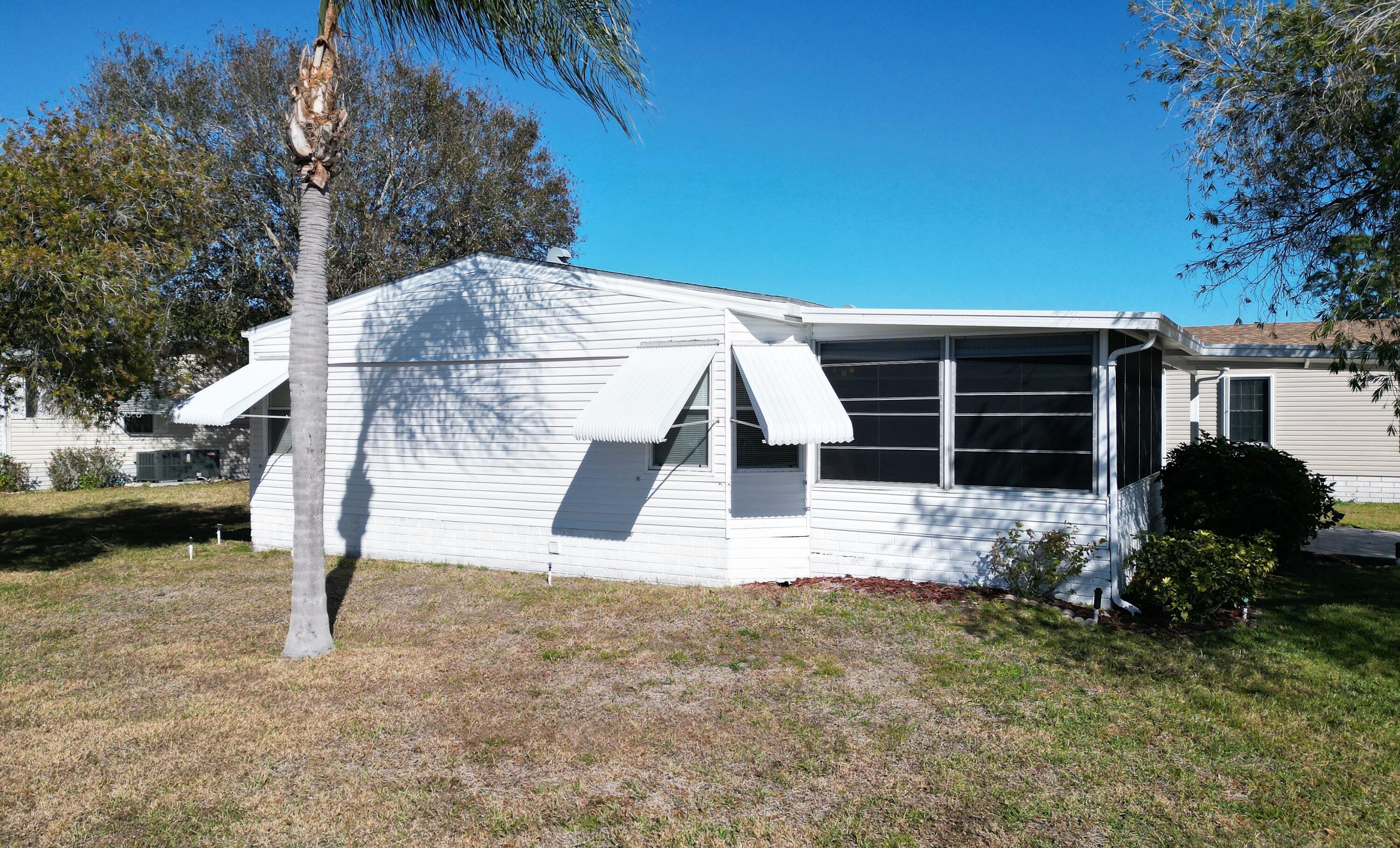 TROPICAL ISLES - Residential