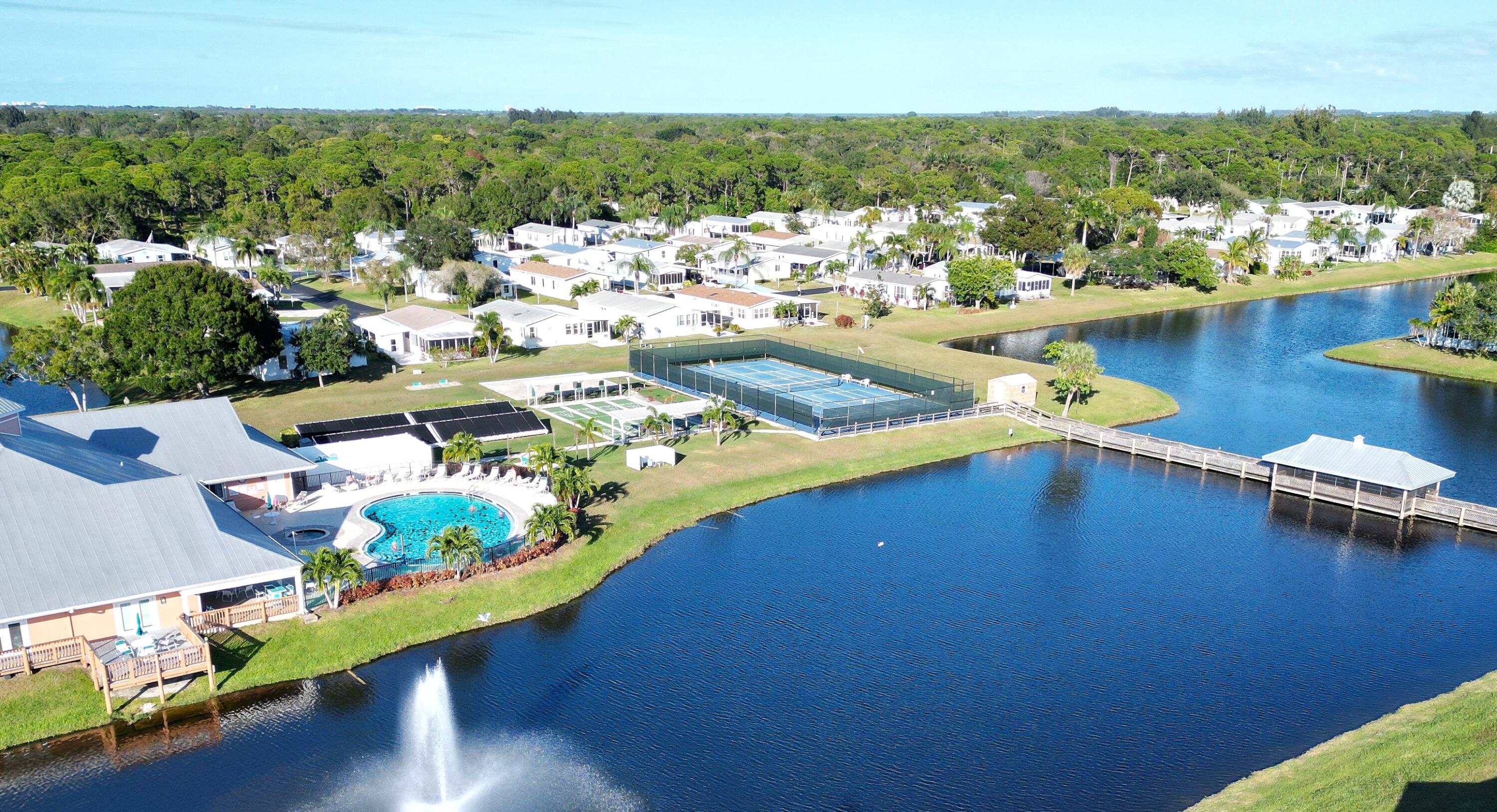 TROPICAL ISLES - Residential