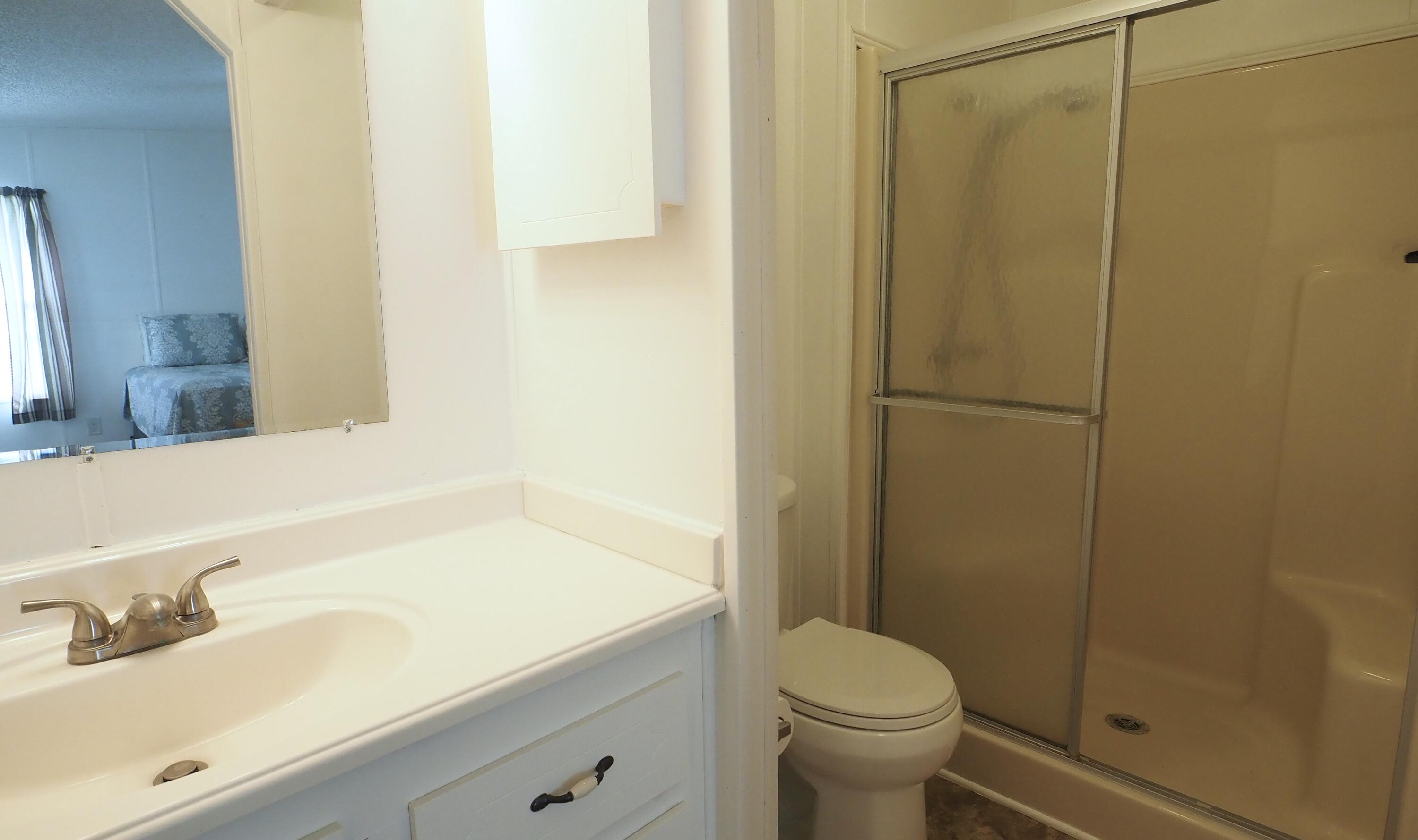 TROPICAL ISLES - Residential