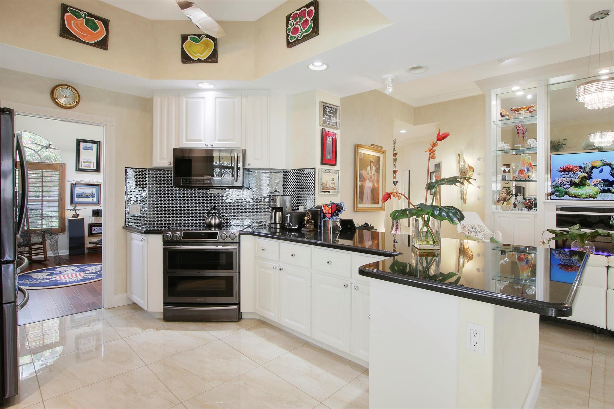 ISLES AT PALM BEACH GARDE - Residential