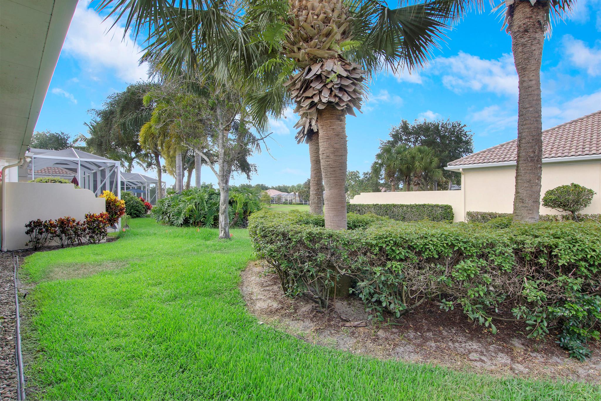 ISLES AT PALM BEACH GARDE - Residential