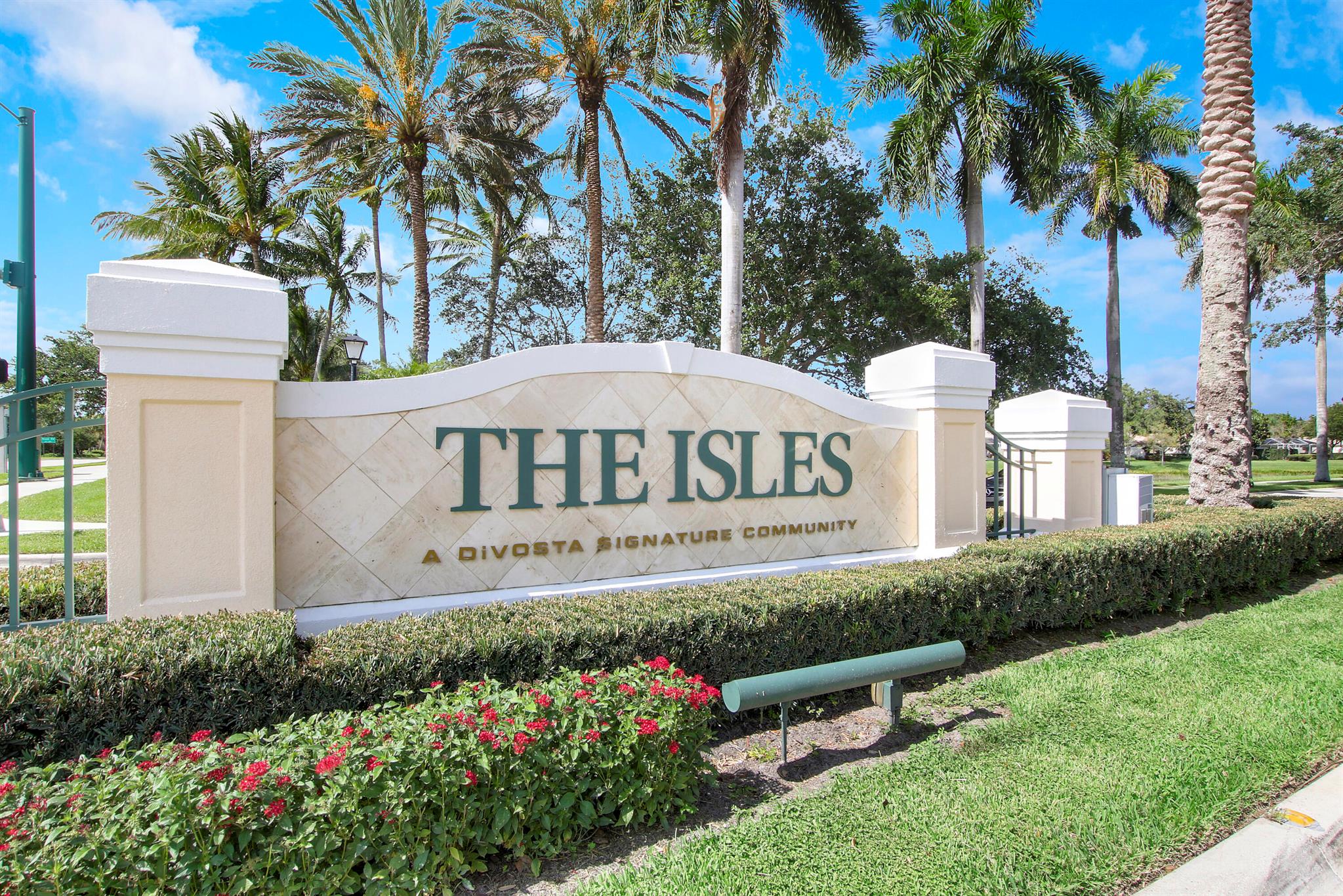 ISLES AT PALM BEACH GARDE - Residential