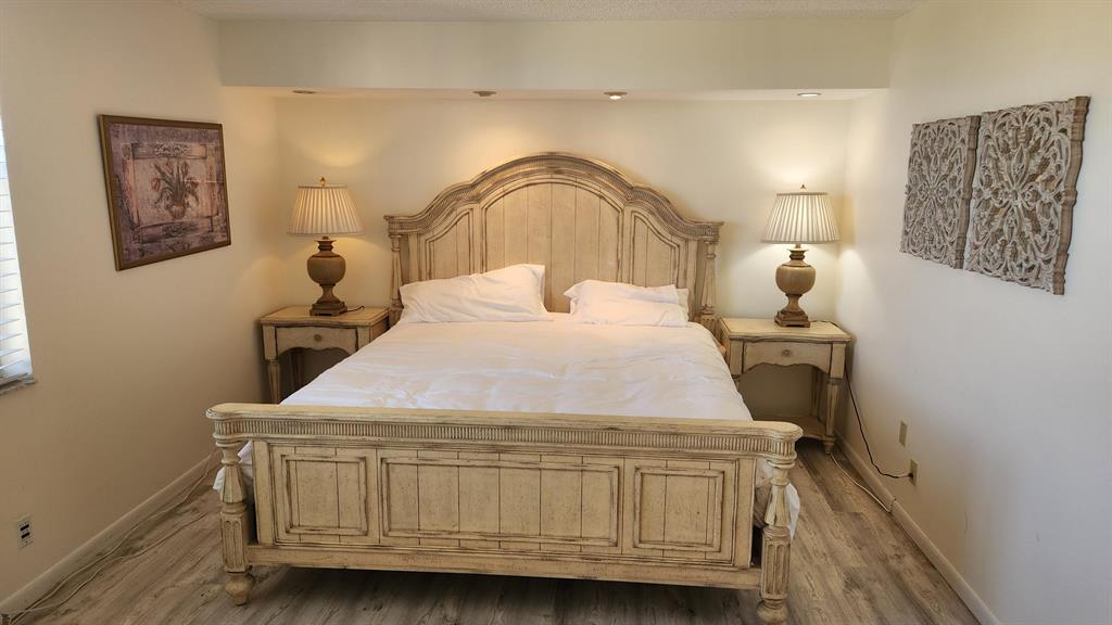 LAVERS DELRAY RACQUET CLUB CONDO - Residential Lease