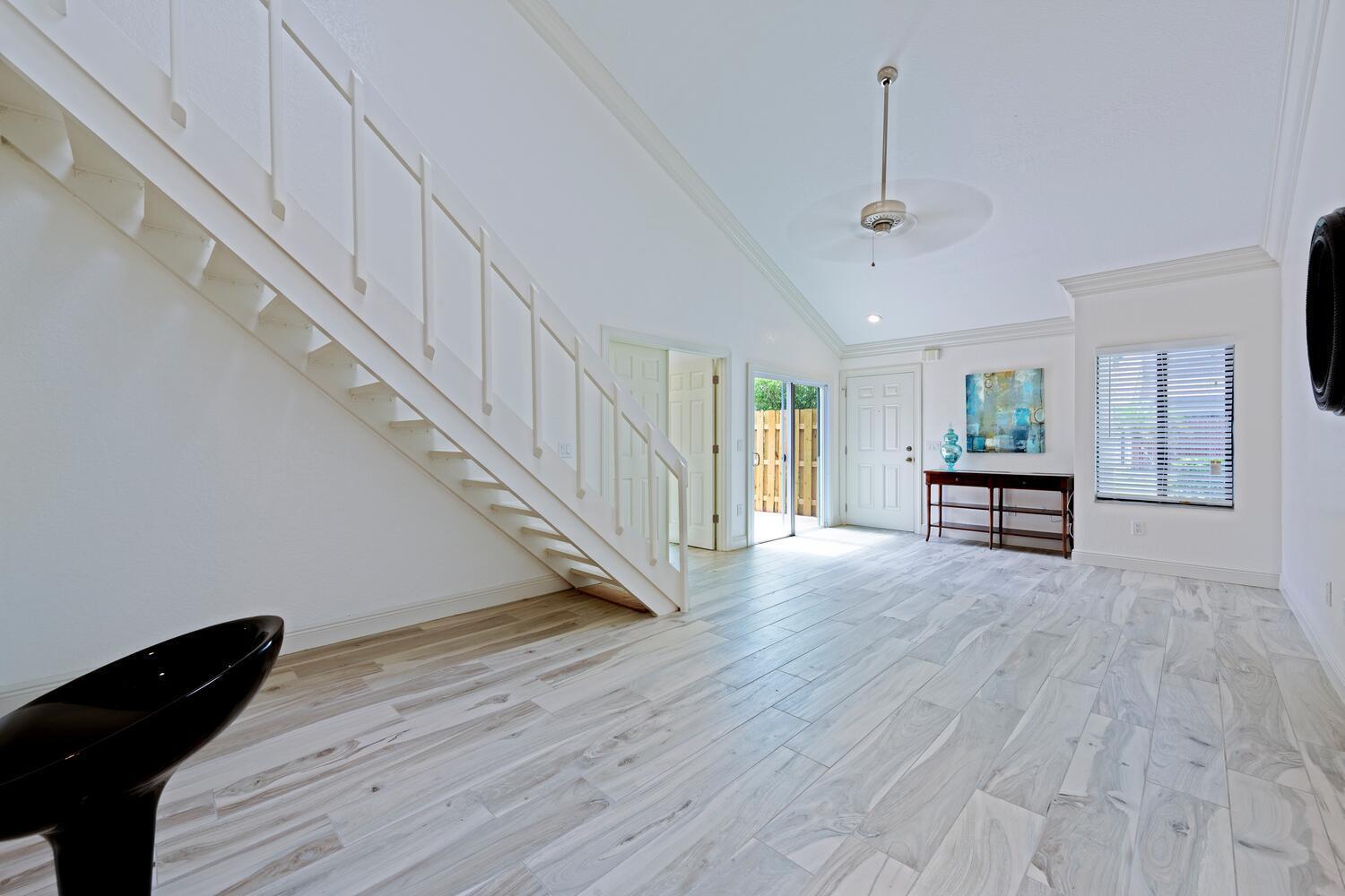 LAKE COLONY PH II - Residential