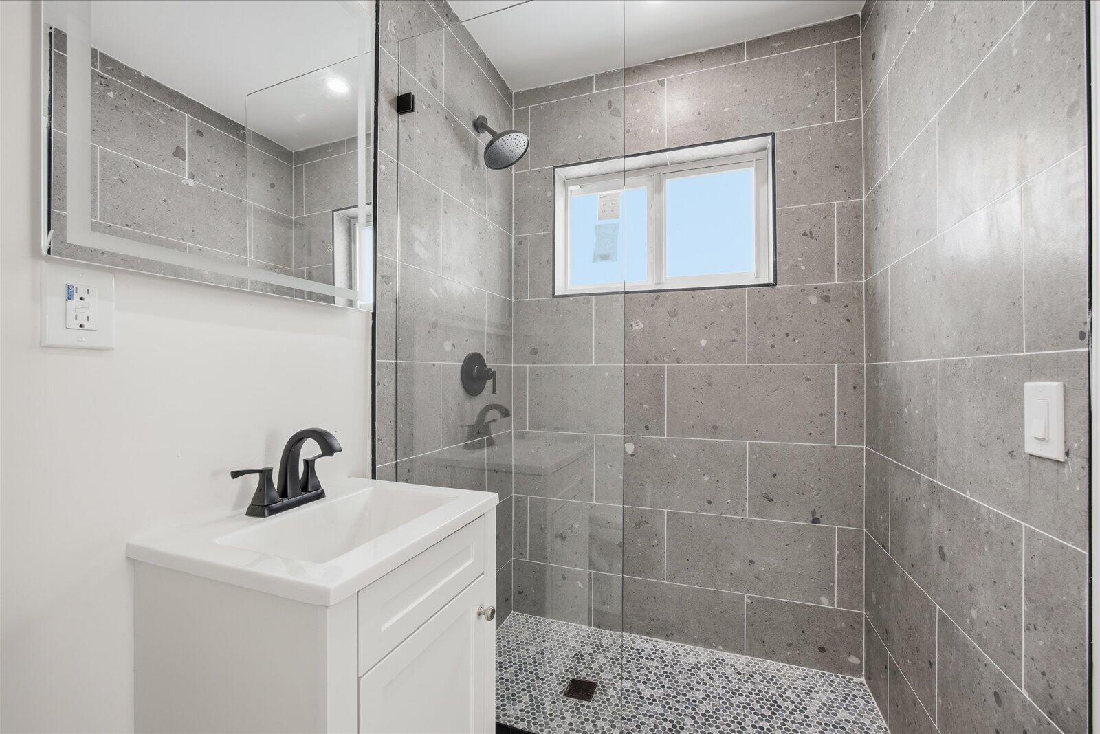 KELSEY CITY - Residential