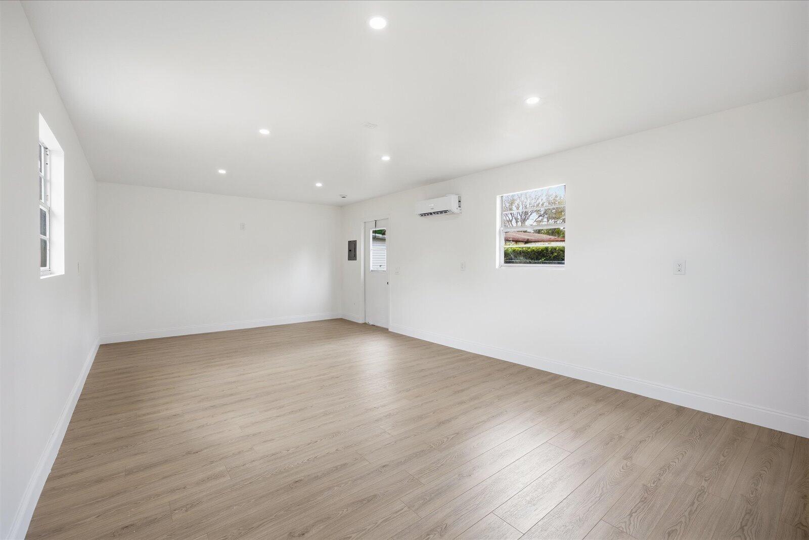 KELSEY CITY - Residential