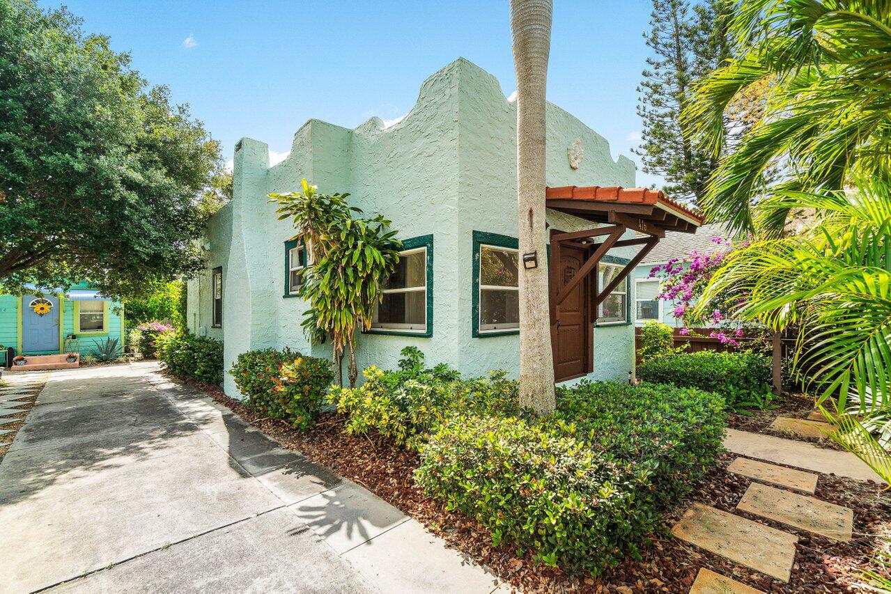 LAKE WORTH TOWN OF - Residential Lease