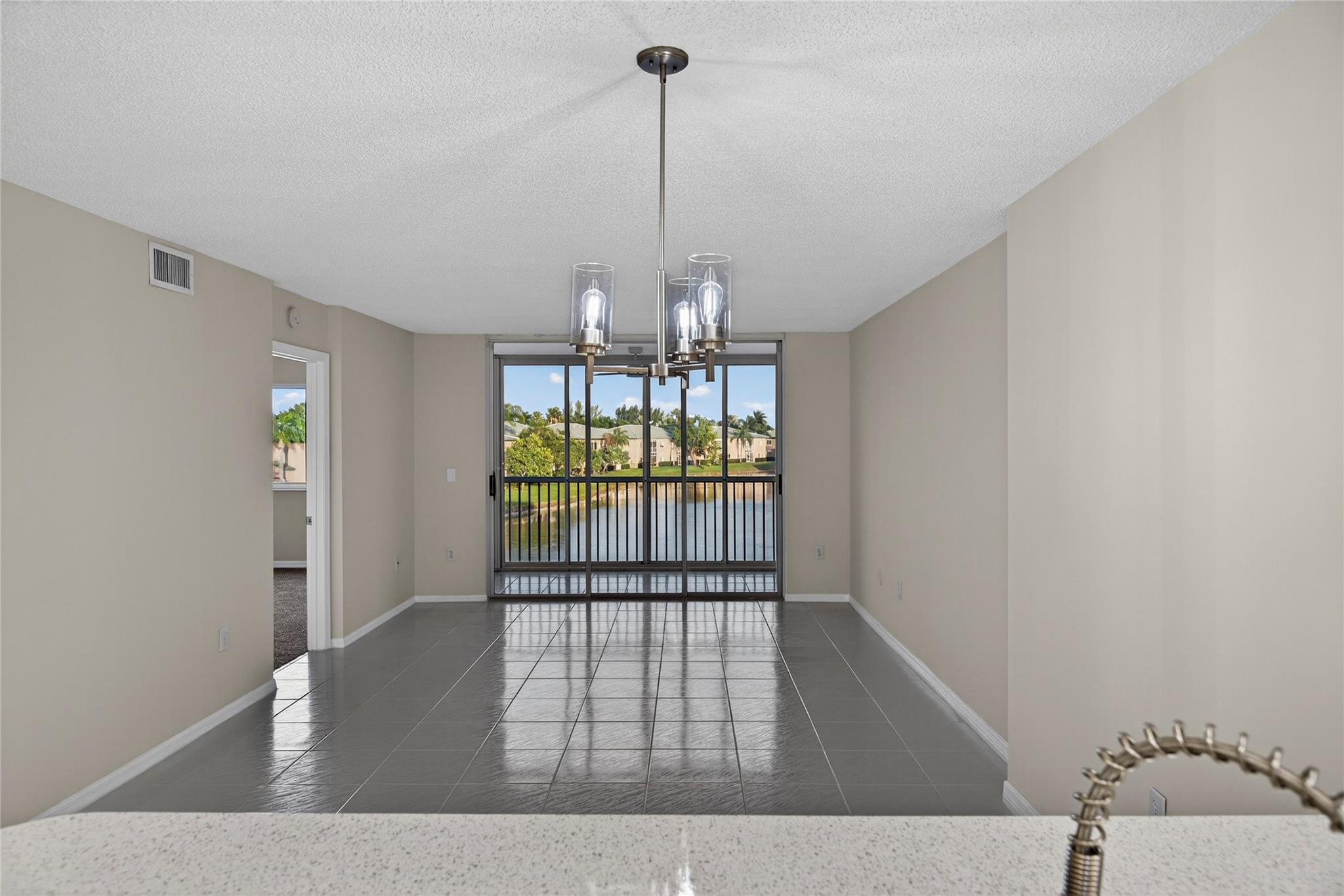 TRENT CONDOMINIUM H - Residential