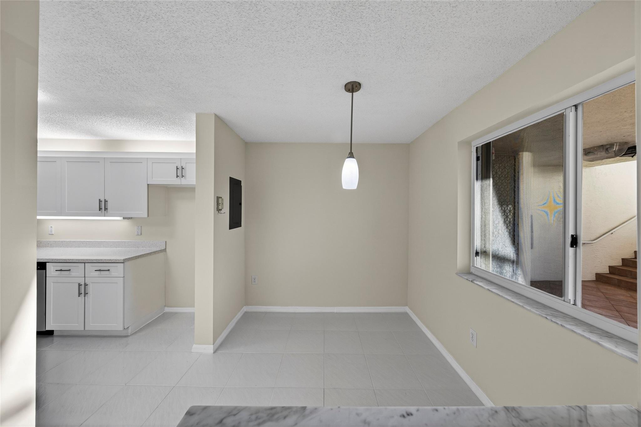 TRENT CONDOMINIUM H - Residential