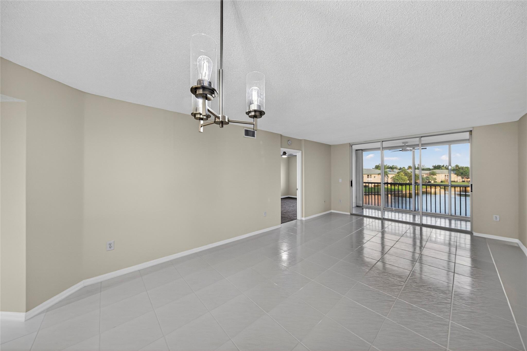 TRENT CONDOMINIUM H - Residential