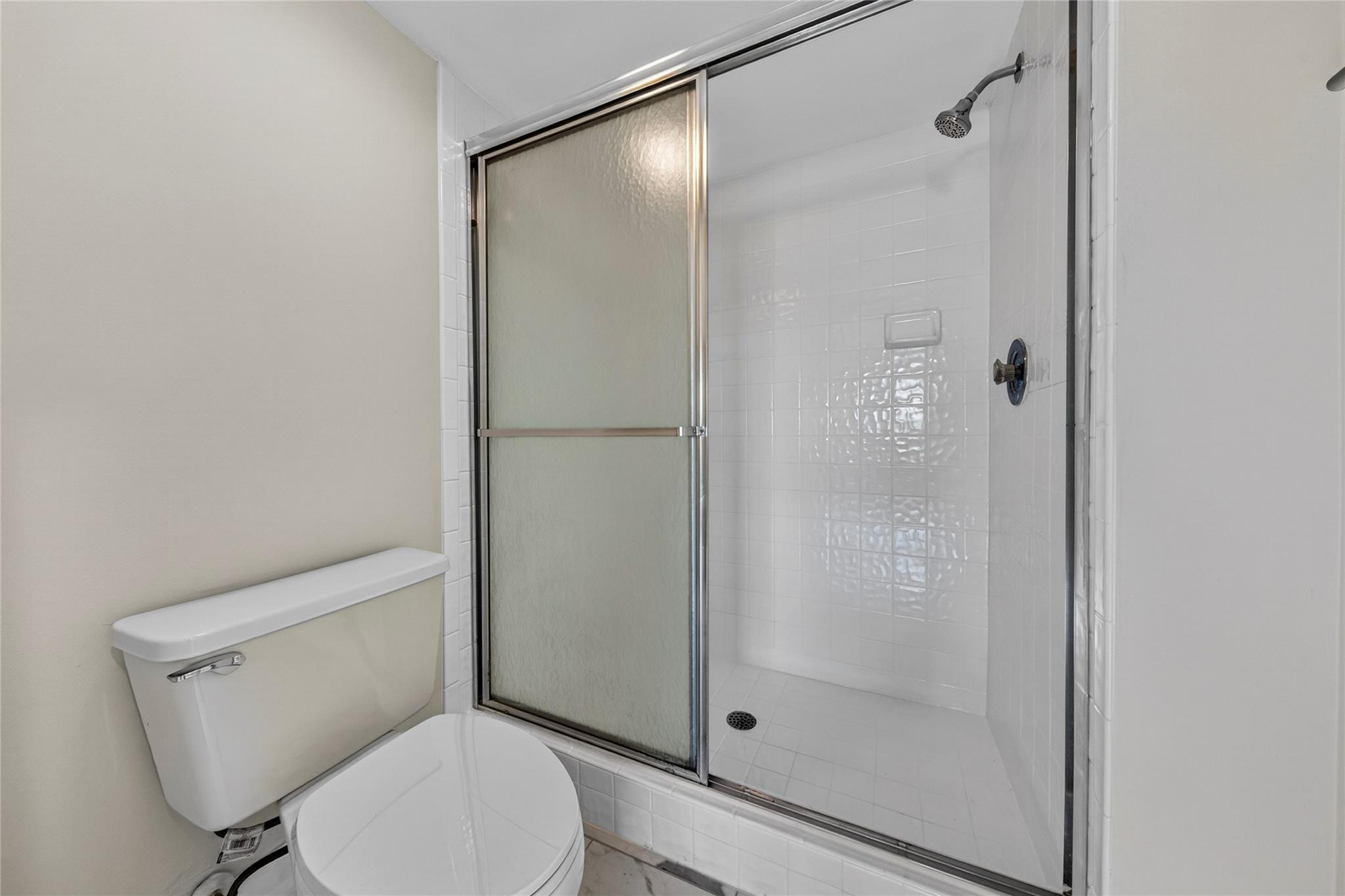 TRENT CONDOMINIUM H - Residential