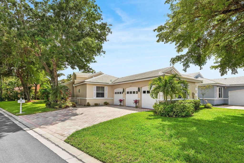 Photo of 4510 Kensington Park Way, Wellington, FL 33449 (MLS # B26010418)