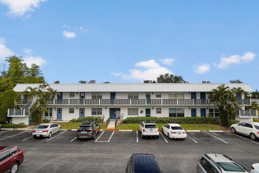 Photo of 2929 SE Ocean Boulevard #141-4, Stuart, FL 34996 (MLS # R10861760)