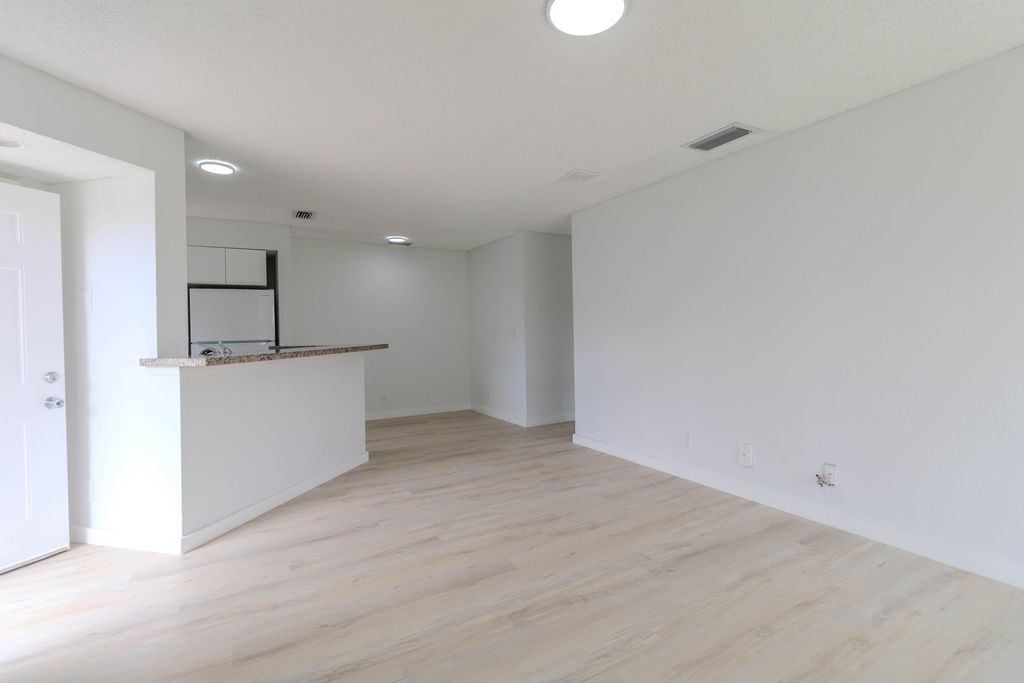 Photo of 3350 Pinewalk Drive N, Margate, FL 33063 (MLS # B26014029)