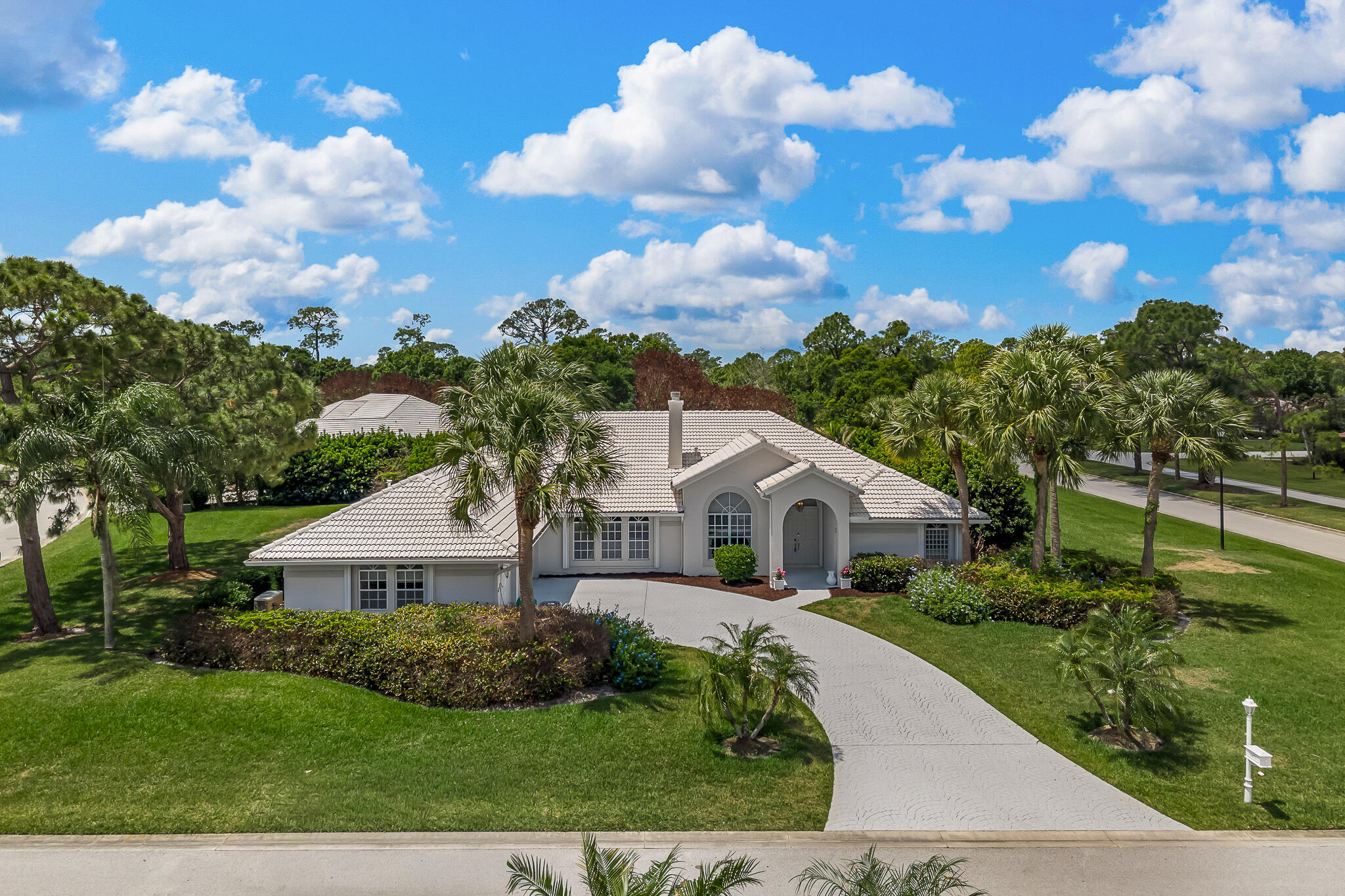 COUNTRY CLUB ESTATES PARCEL 8 PHASE 2 - Residential