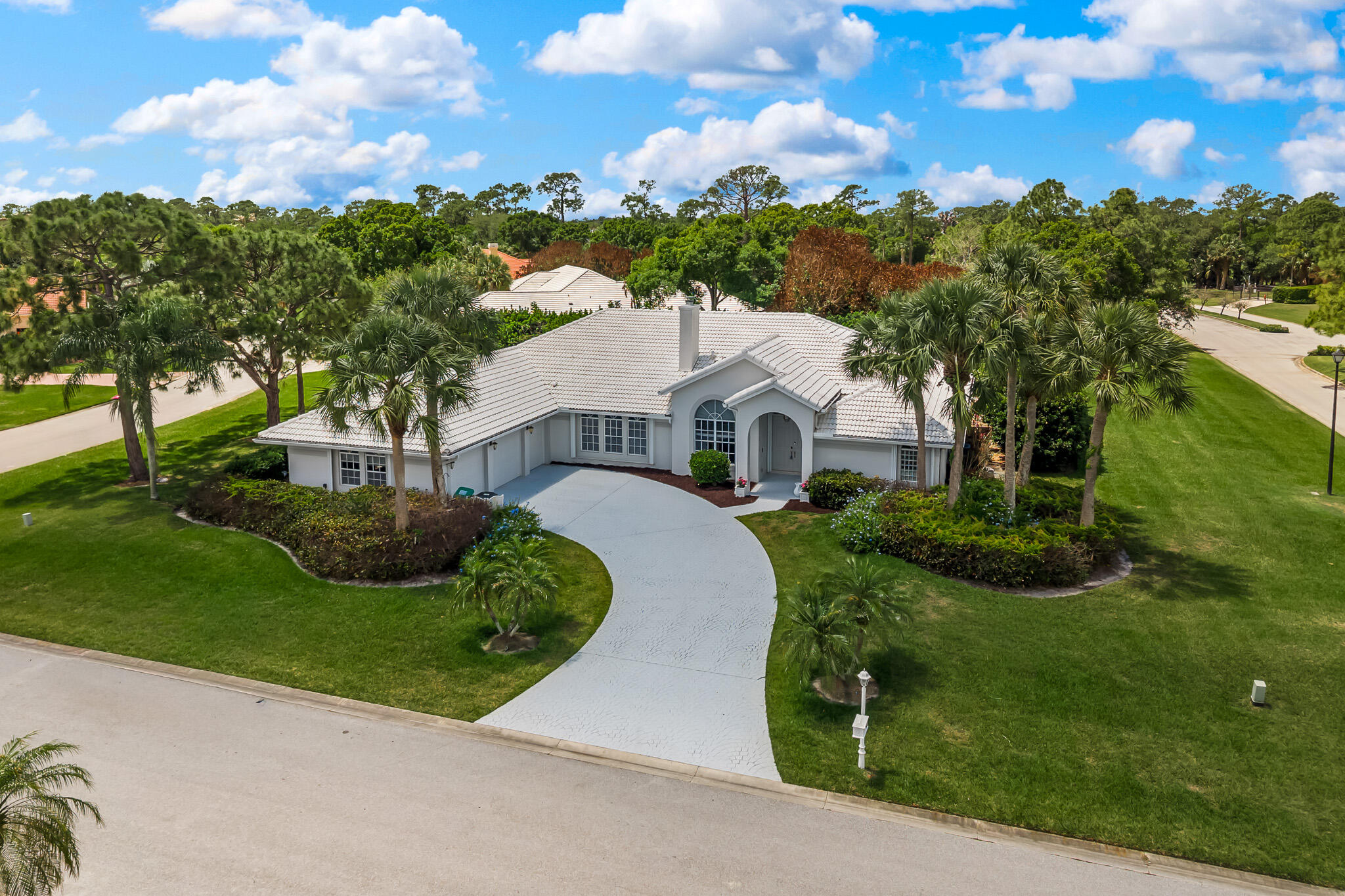 COUNTRY CLUB ESTATES PARCEL 8 PHASE 2 - Residential