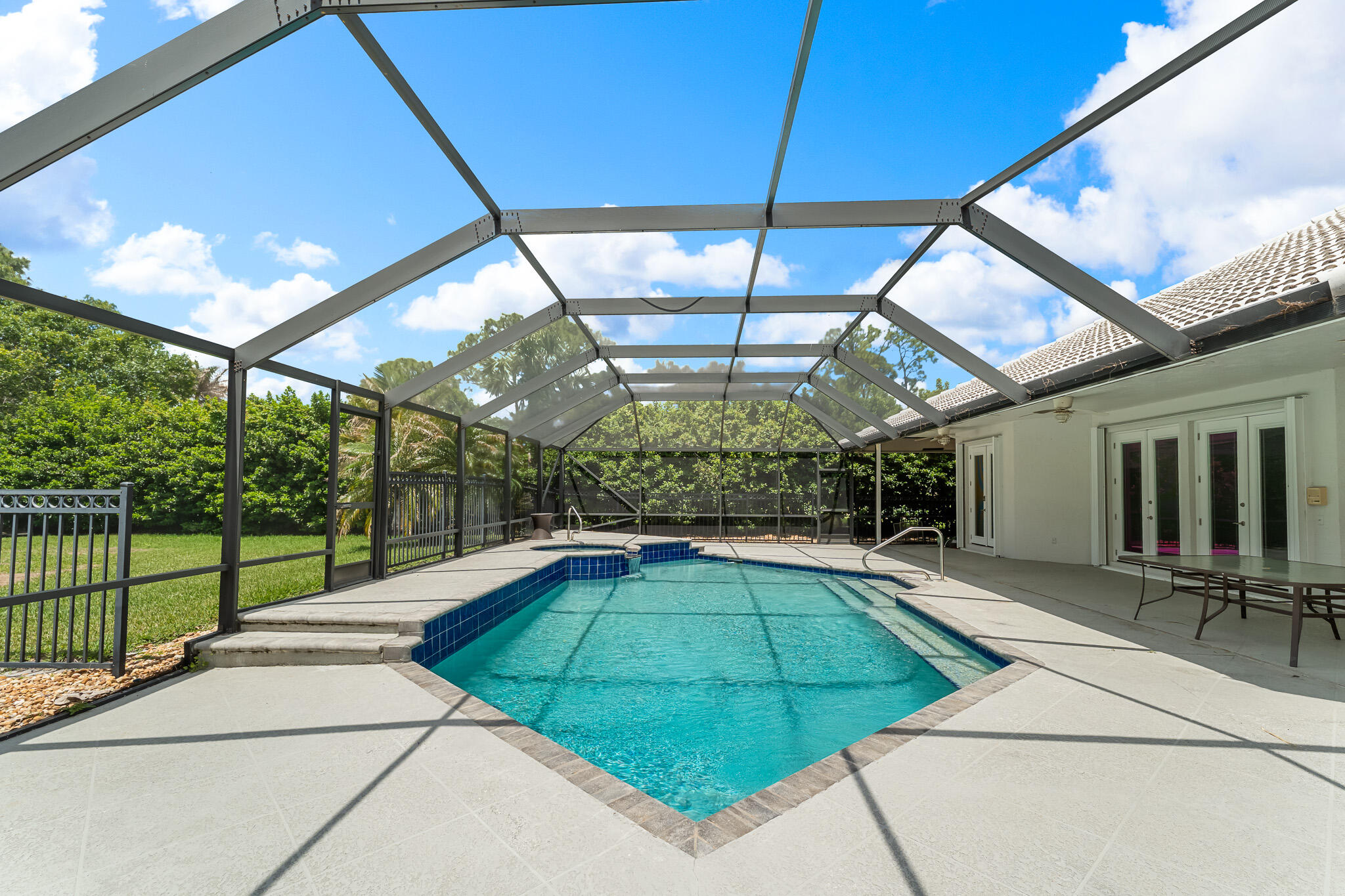 COUNTRY CLUB ESTATES PARCEL 8 PHASE 2 - Residential