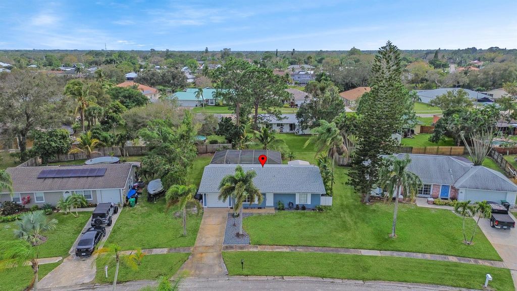 Photo of 362 NE Brasher Court, Port Saint Lucie, FL 34983 (MLS # R10953717)