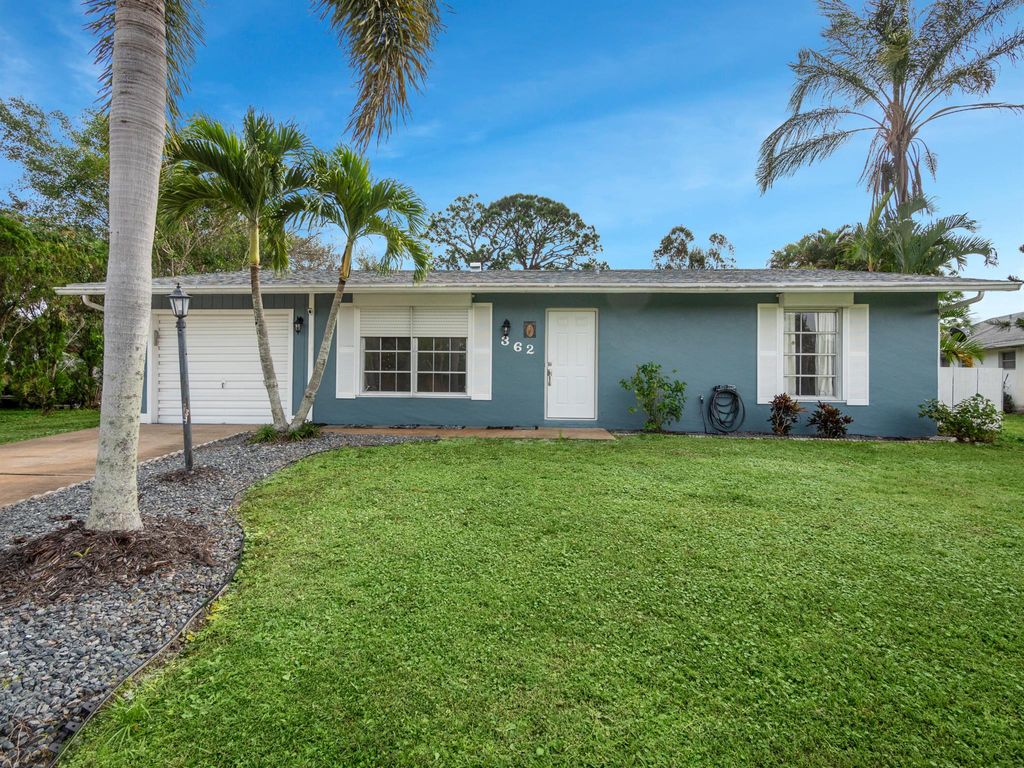 Photo of 362 NE Brasher Court, Port Saint Lucie, FL 34983 (MLS # R10953717)