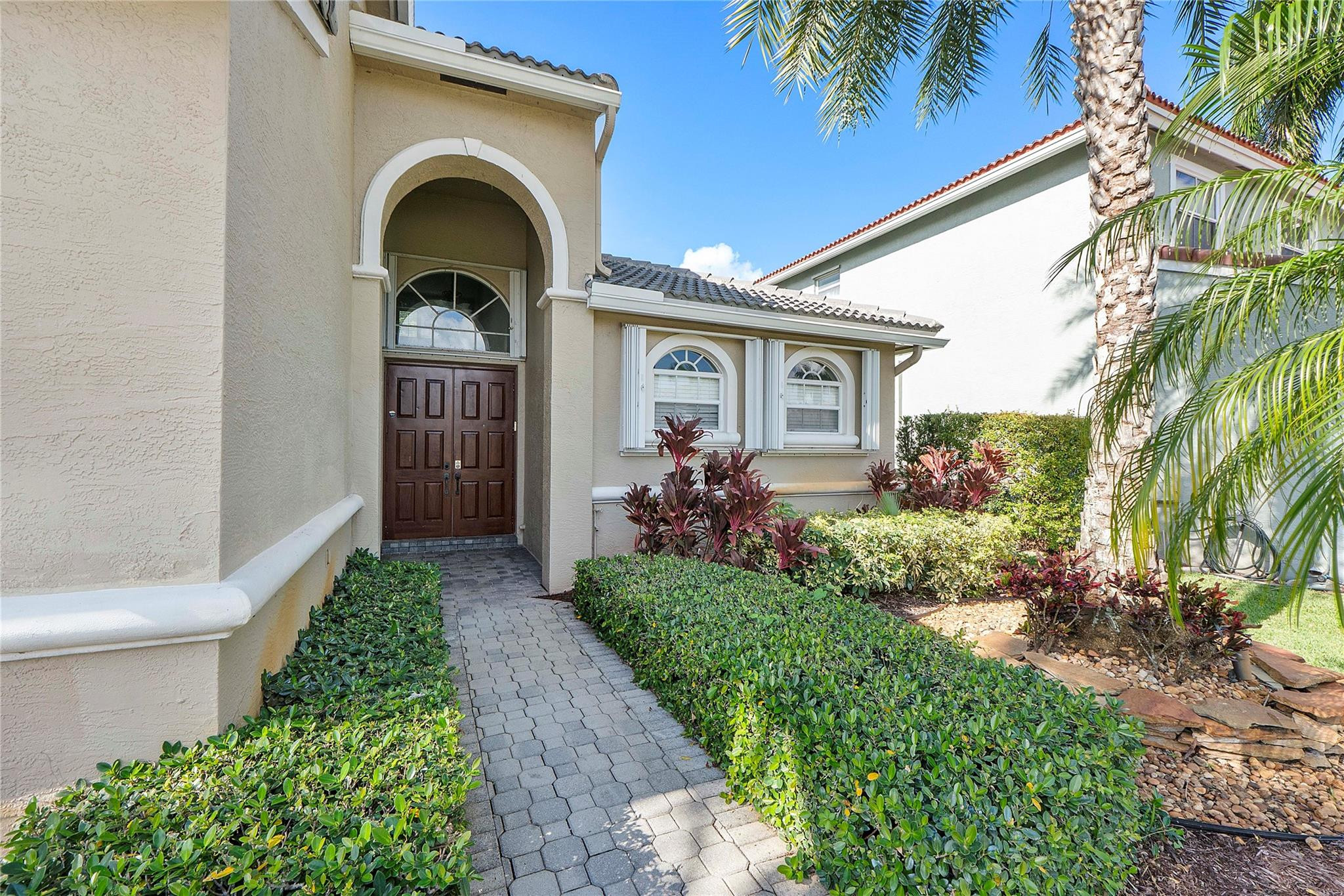 11353 Sea Grass Circle