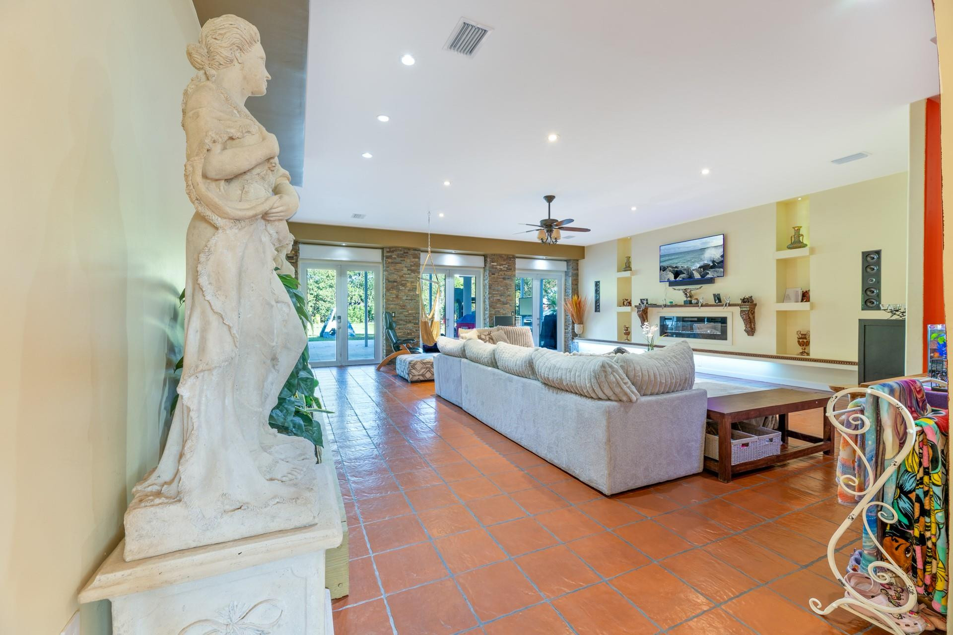 Country Club Ranches Sec - Residential