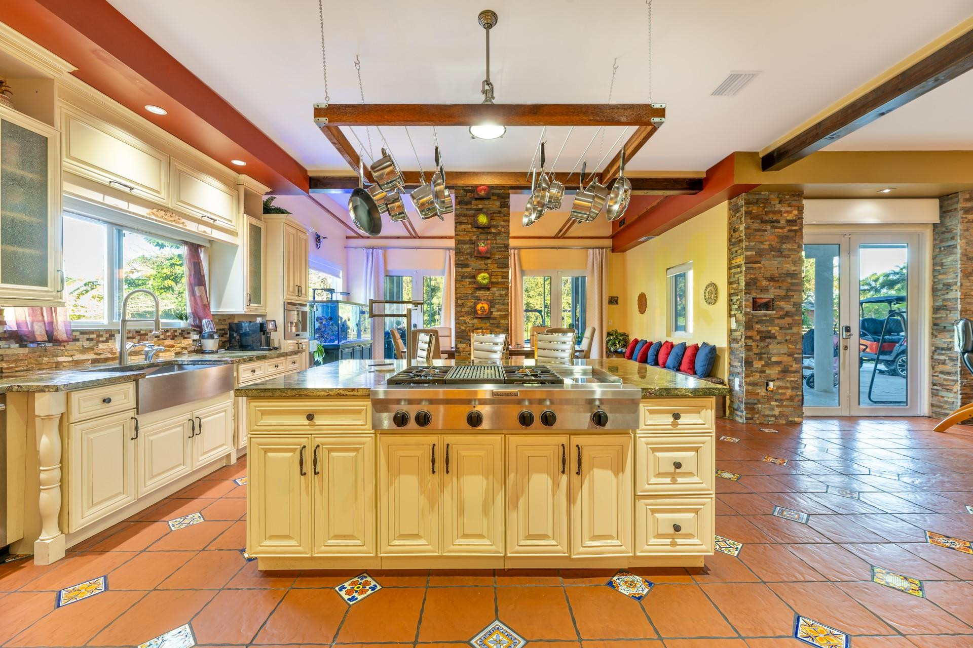 Country Club Ranches Sec - Residential