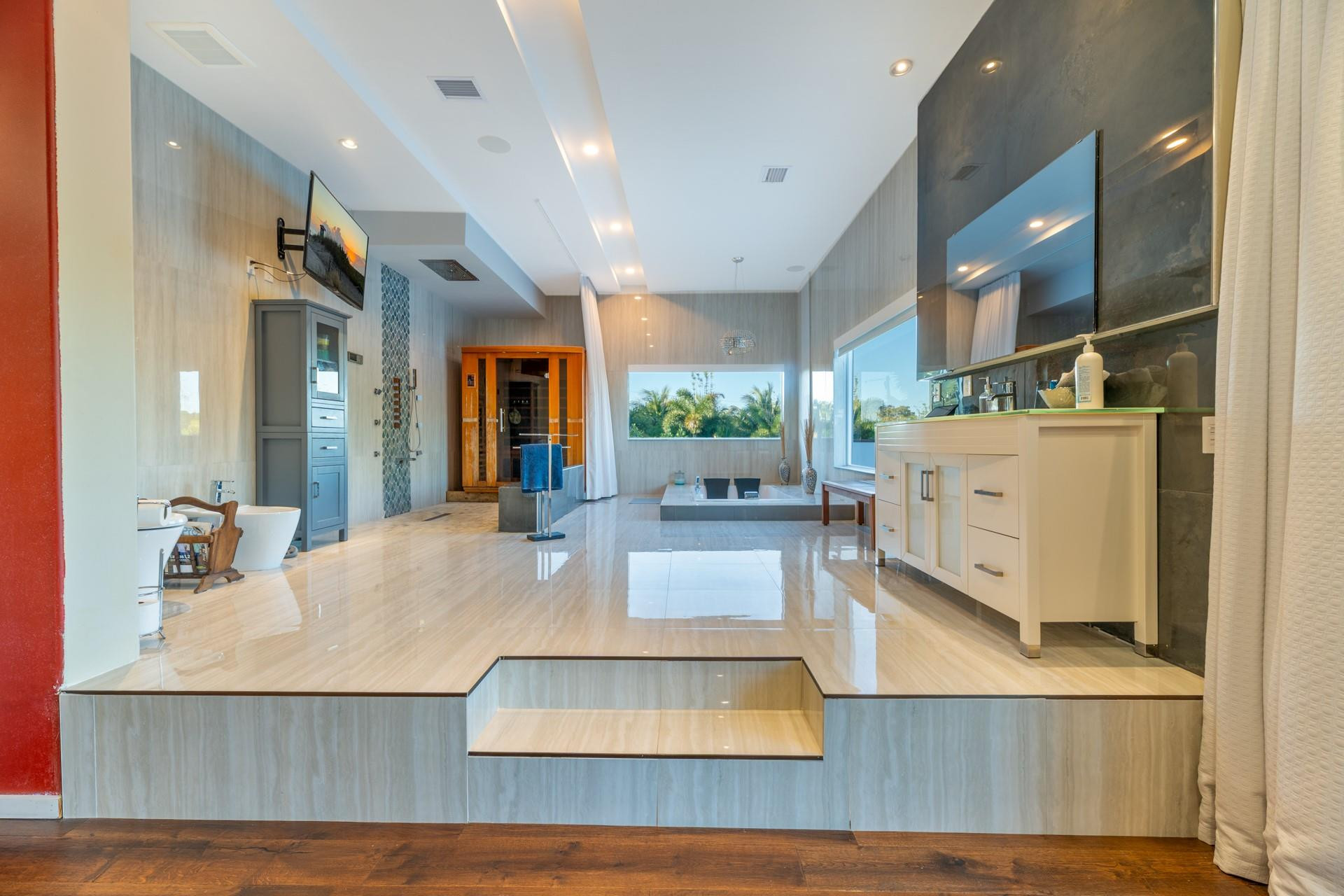 Country Club Ranches Sec - Residential