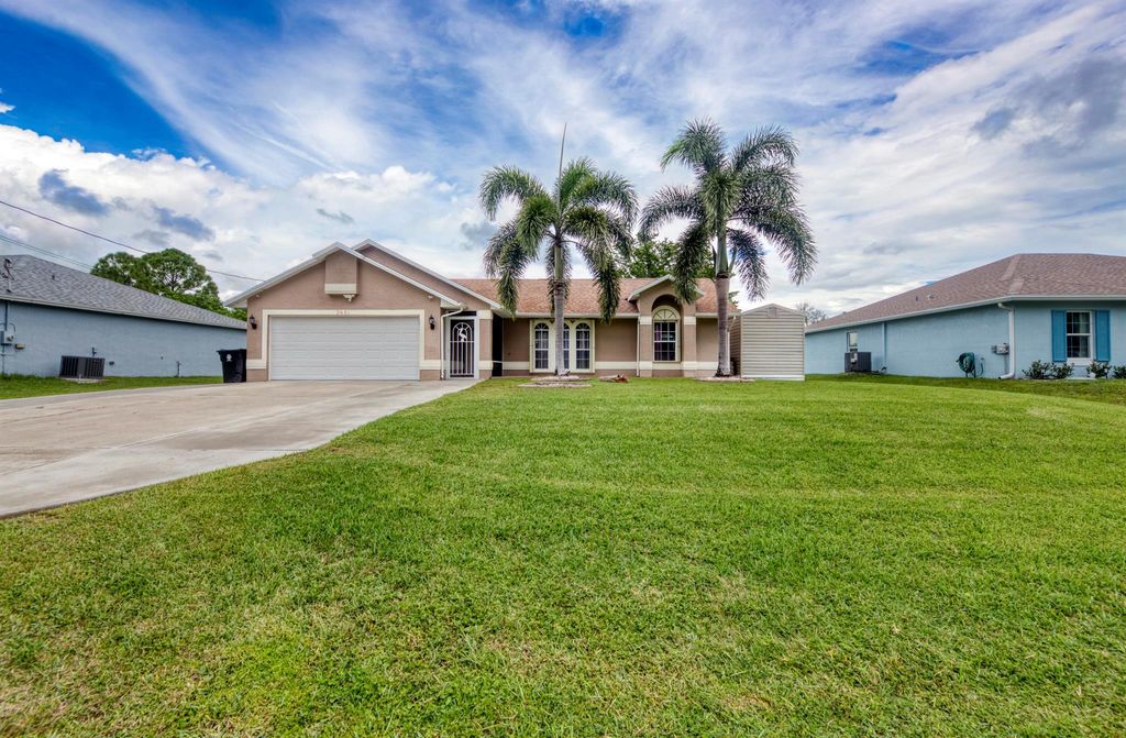Photo of 2681 SW Tanforan Boulevard, Port Saint Lucie, FL 34987 (MLS # R11123762)