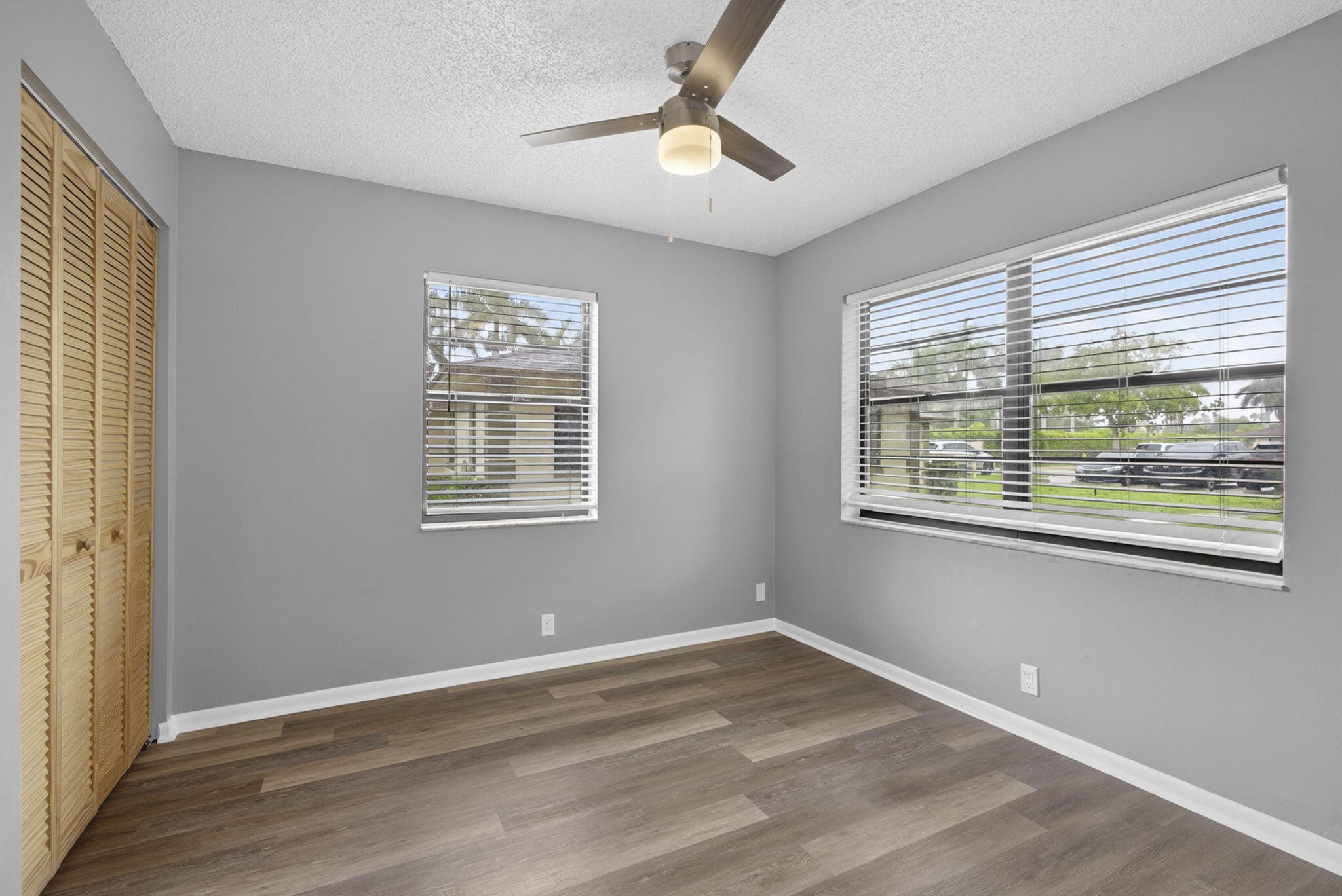 SUMMIT VILLAS CONDO - Residential