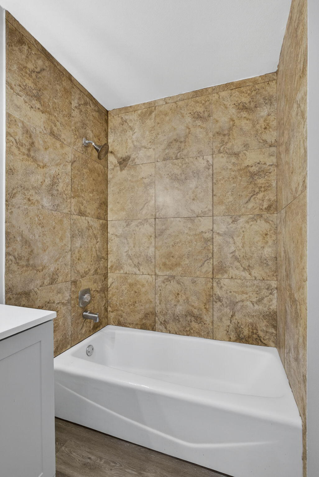 SUMMIT VILLAS CONDO - Residential