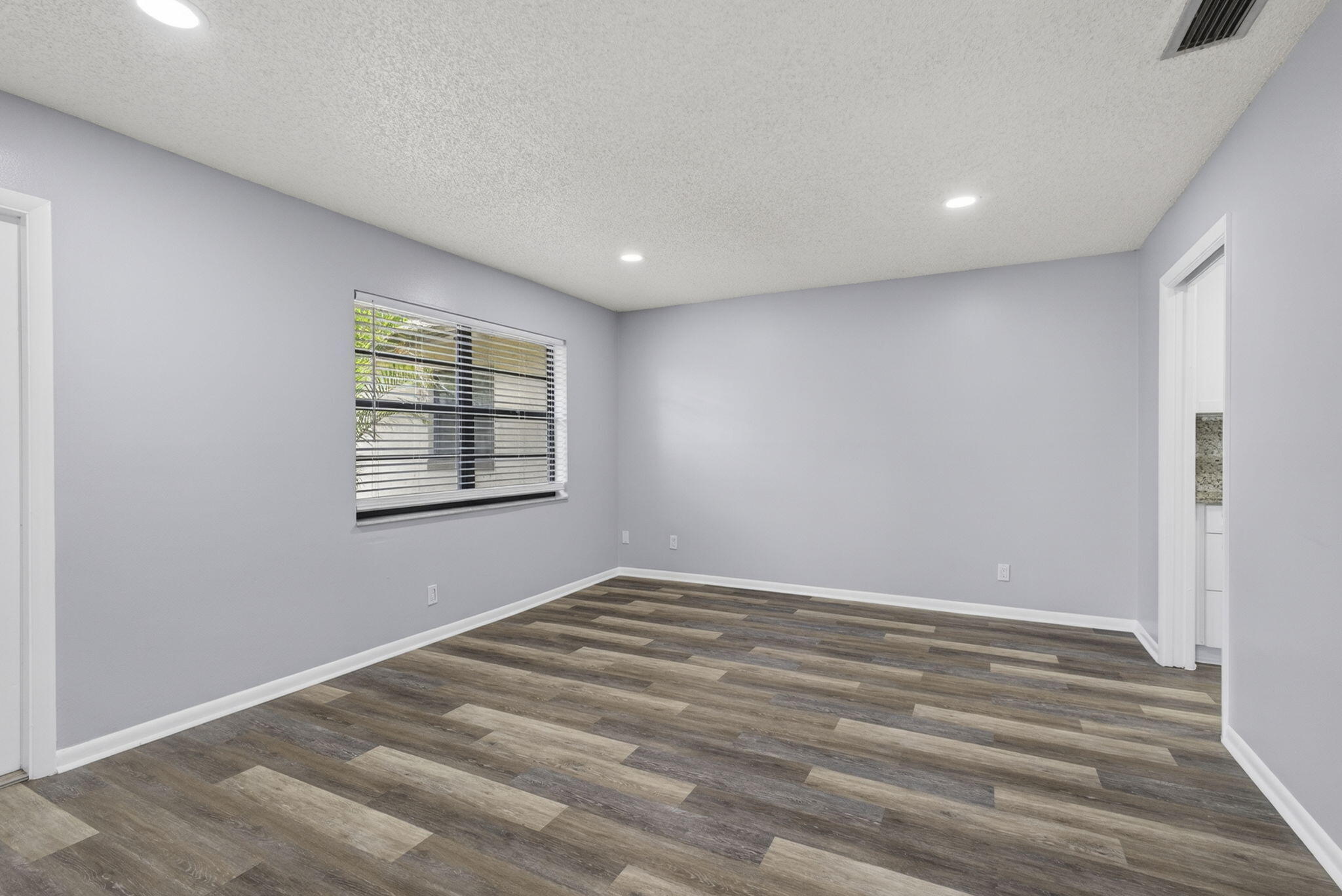 SUMMIT VILLAS CONDO - Residential