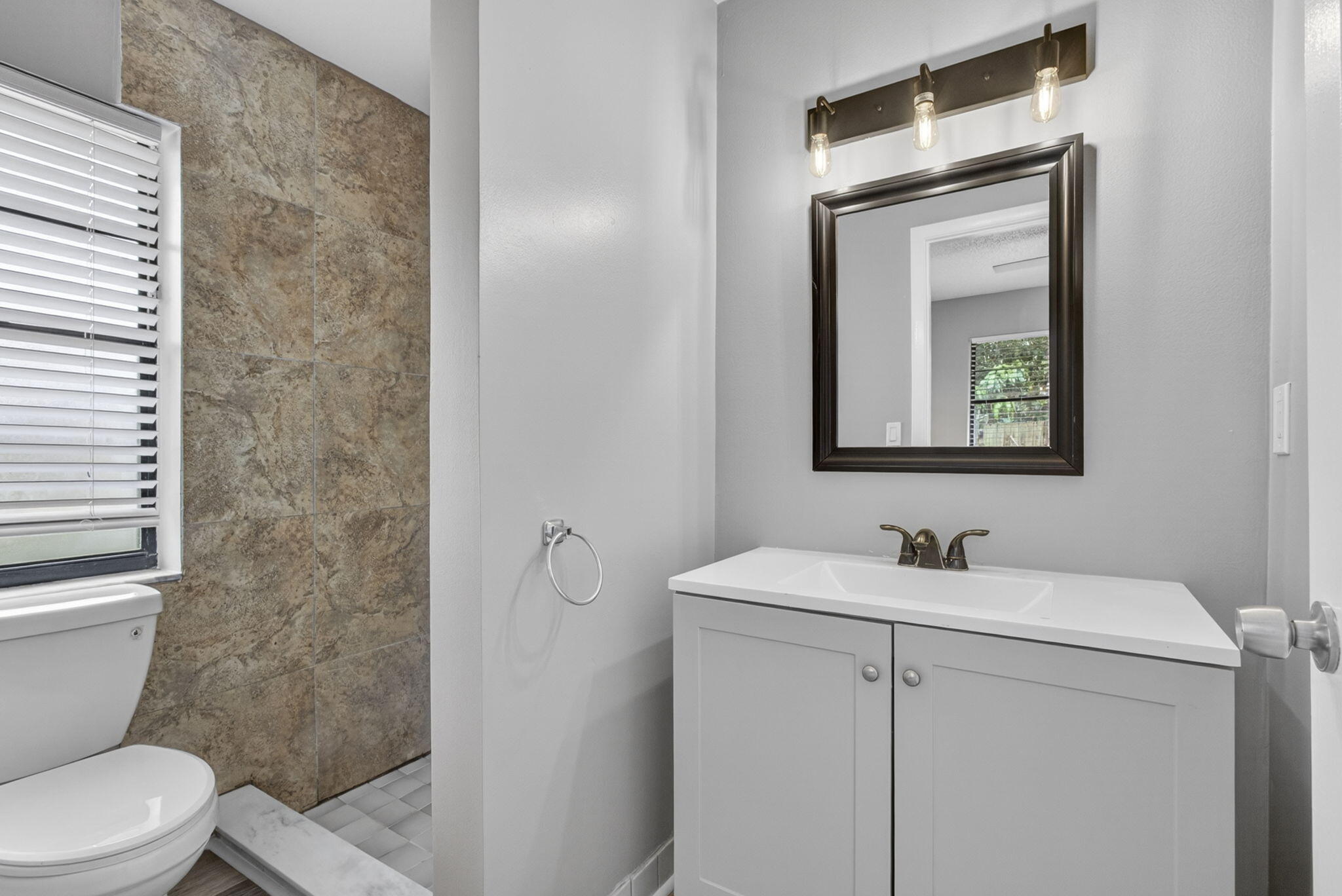 SUMMIT VILLAS CONDO - Residential