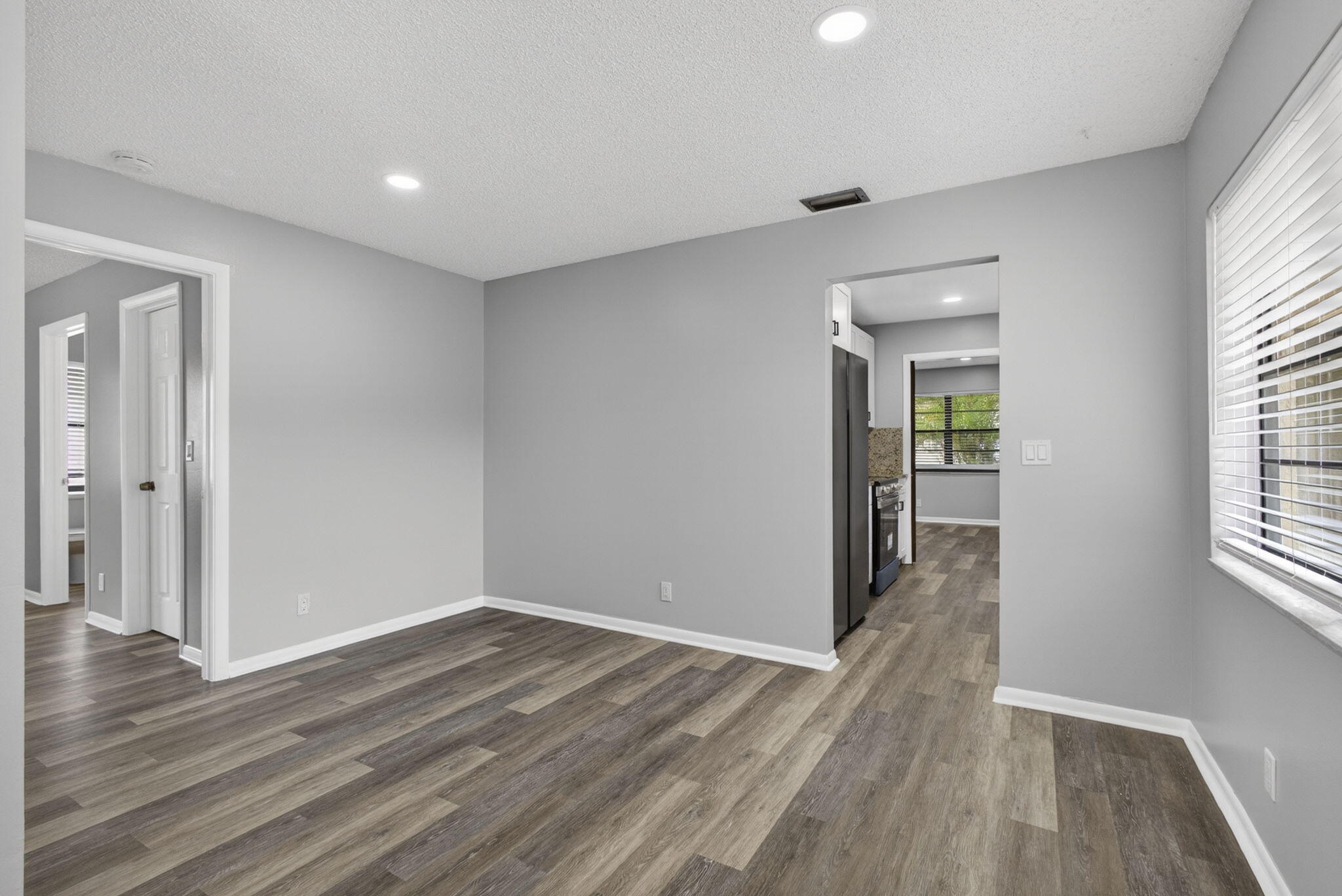 SUMMIT VILLAS CONDO - Residential