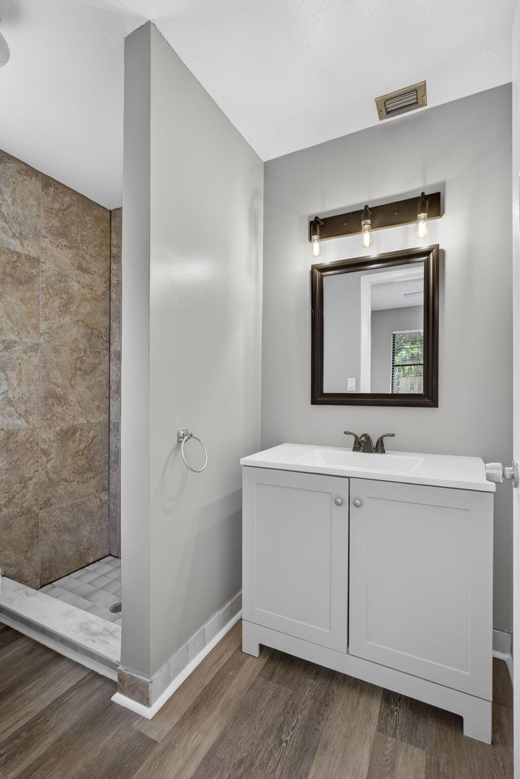 SUMMIT VILLAS CONDO - Residential