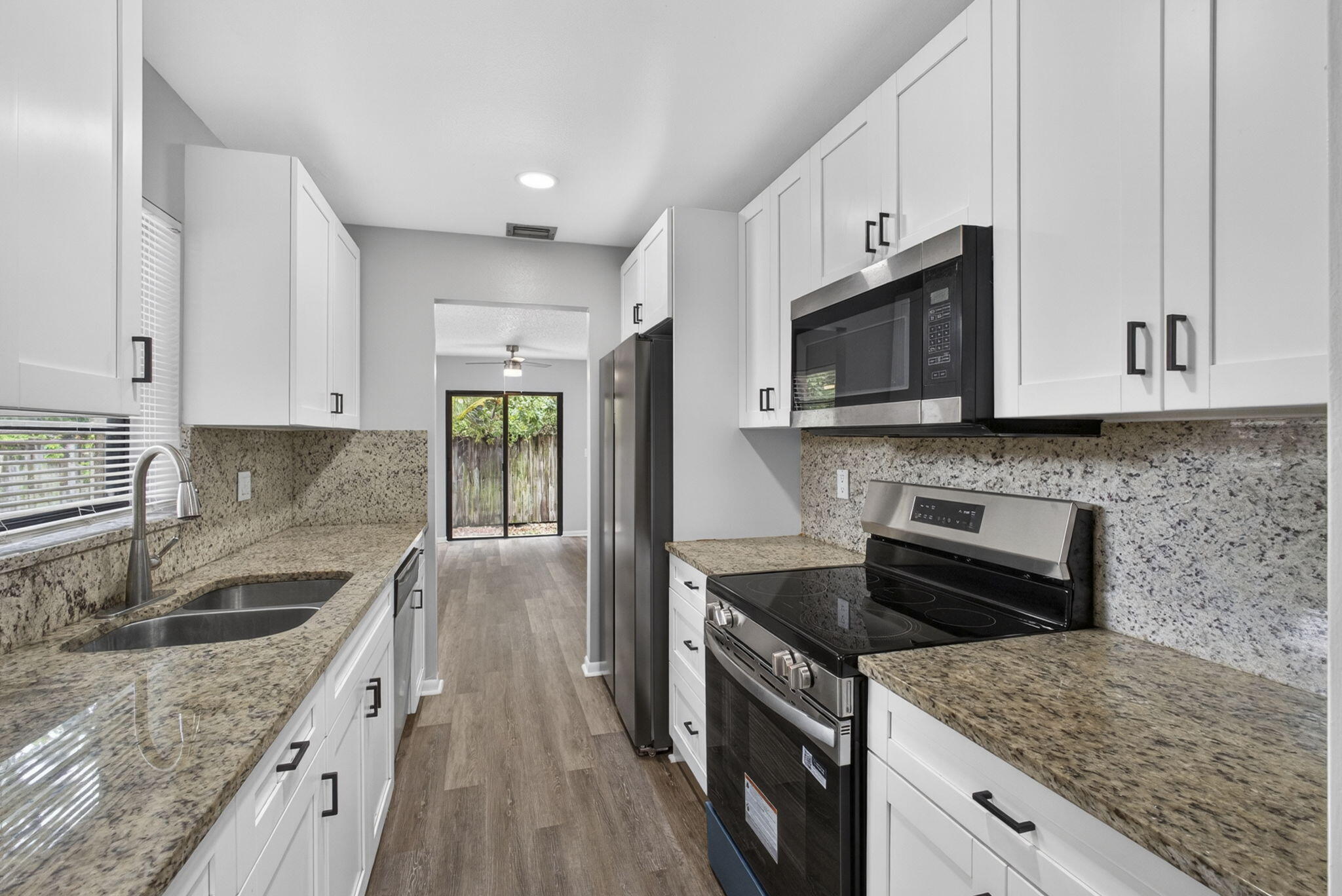 SUMMIT VILLAS CONDO - Residential