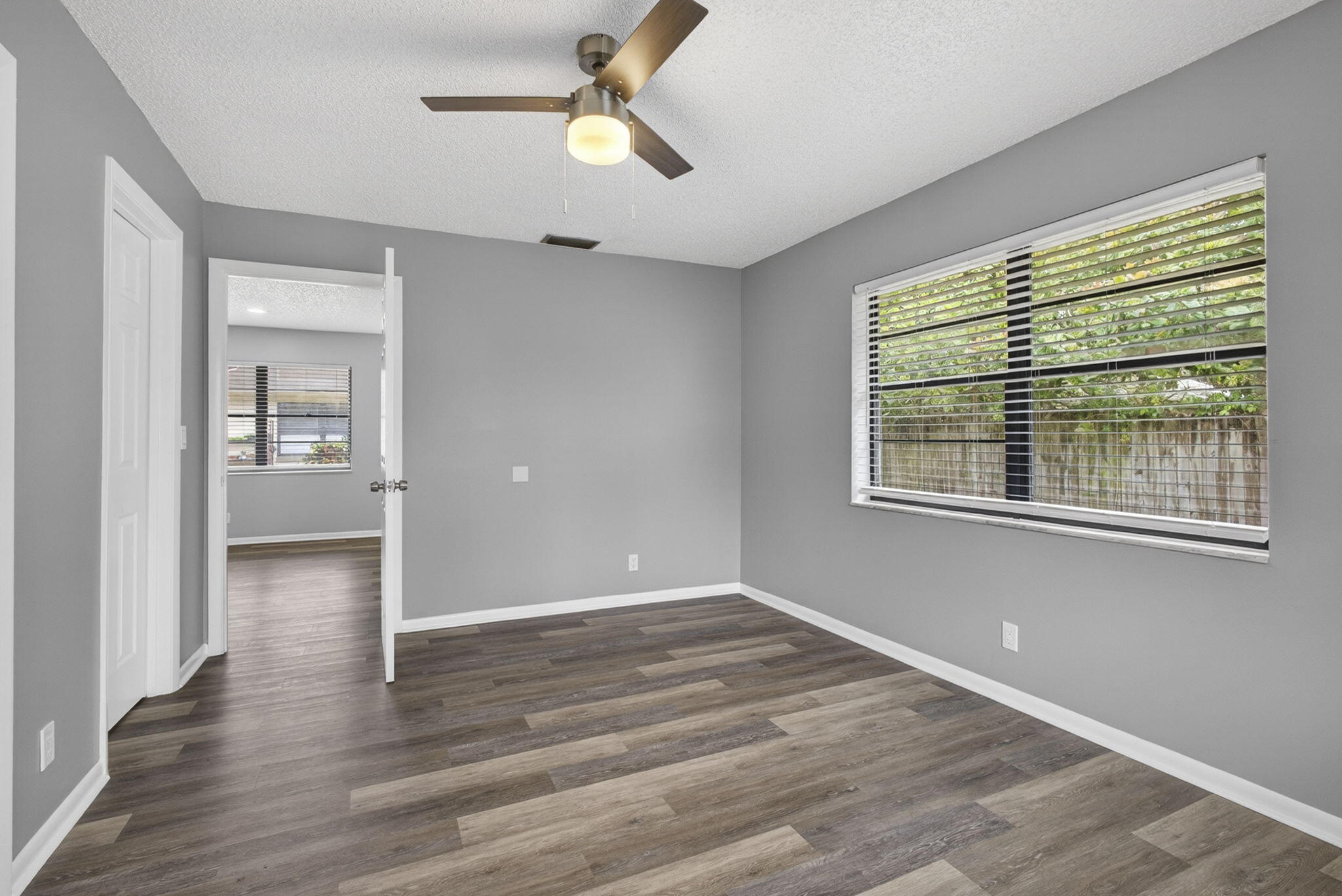 SUMMIT VILLAS CONDO - Residential