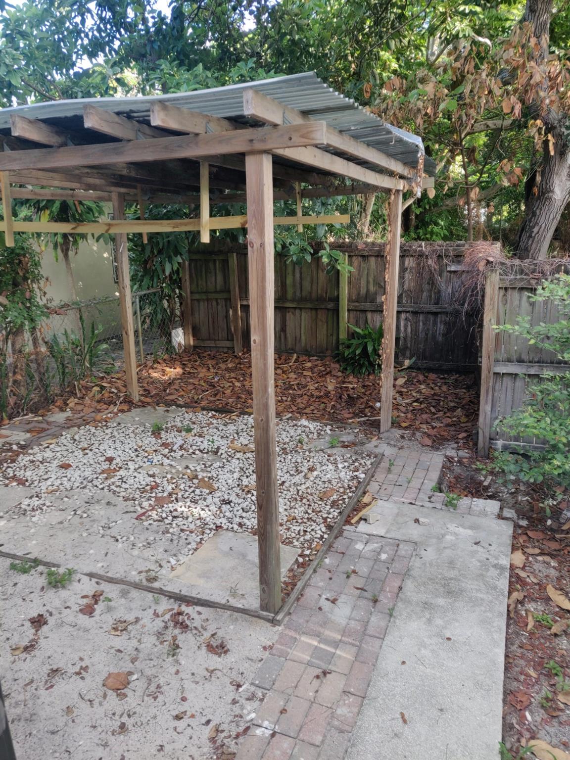 Dania Heights Ext 5-19 B - Residential Lease